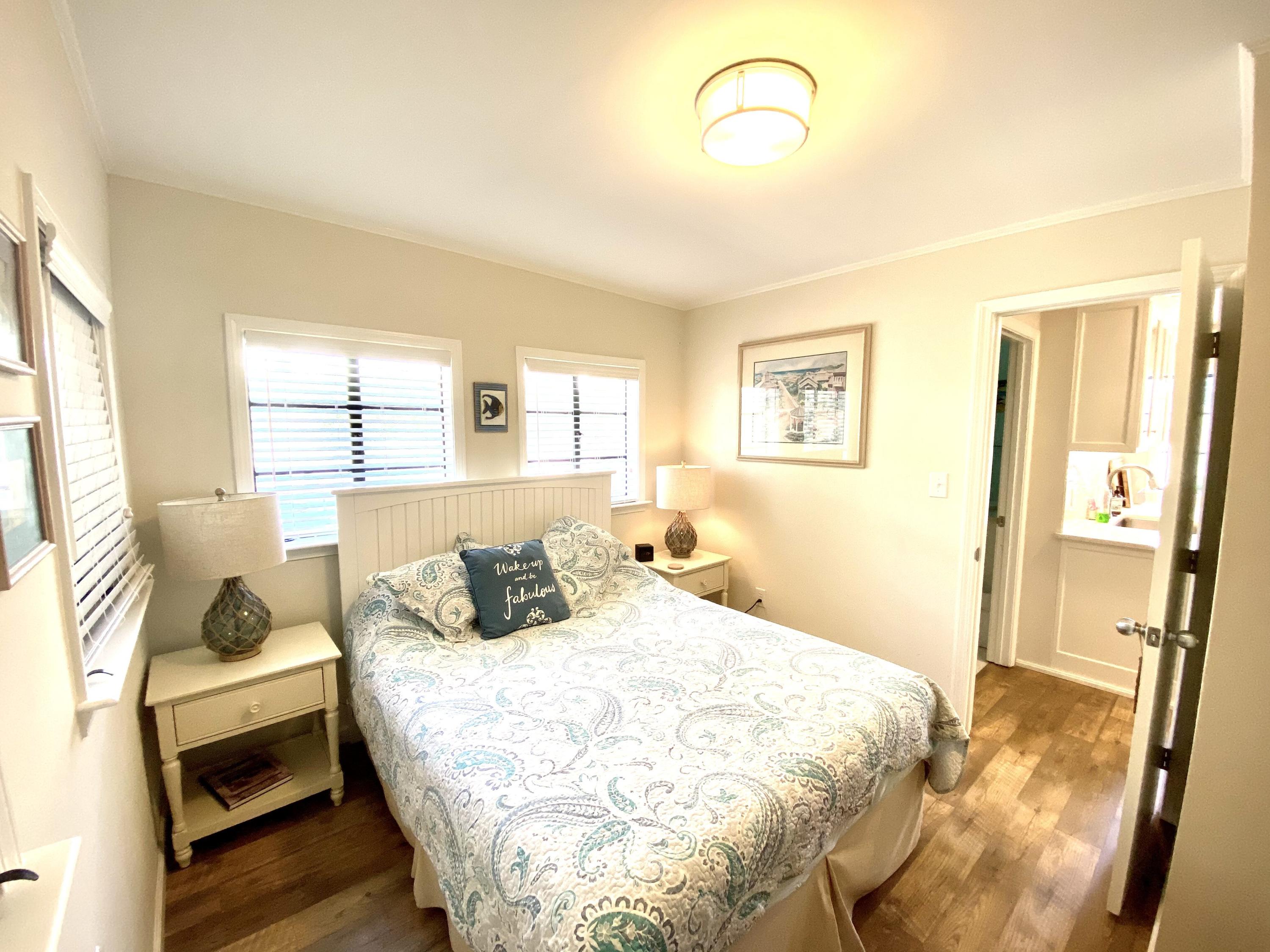 SEAGROVE 3RD ADDN - Residential