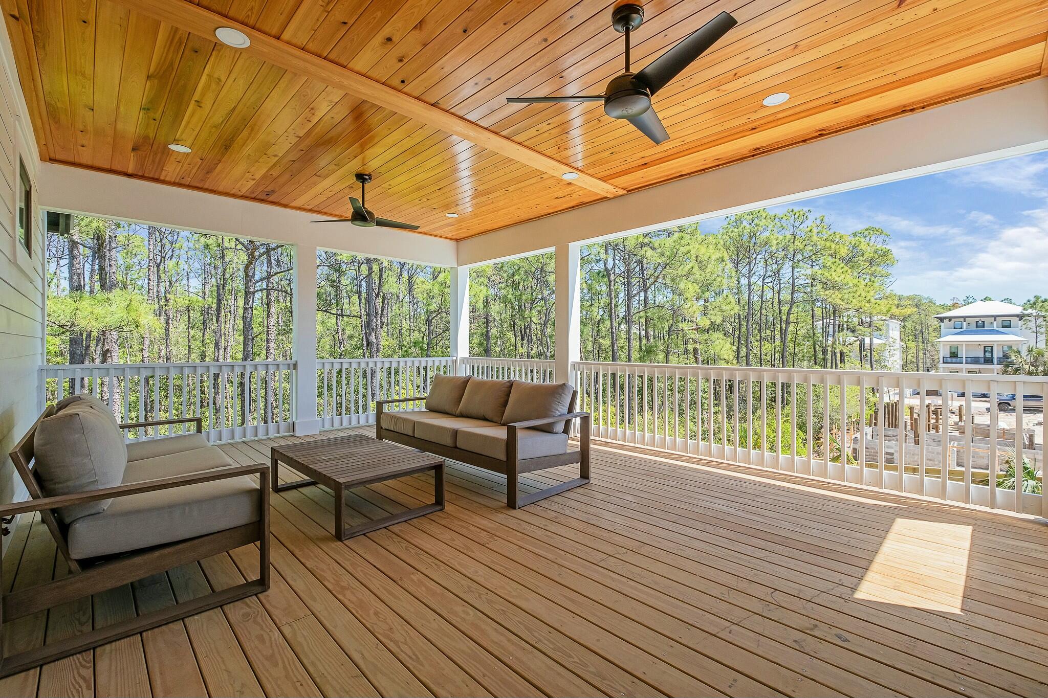 GULF SHORE MANOR - Residential