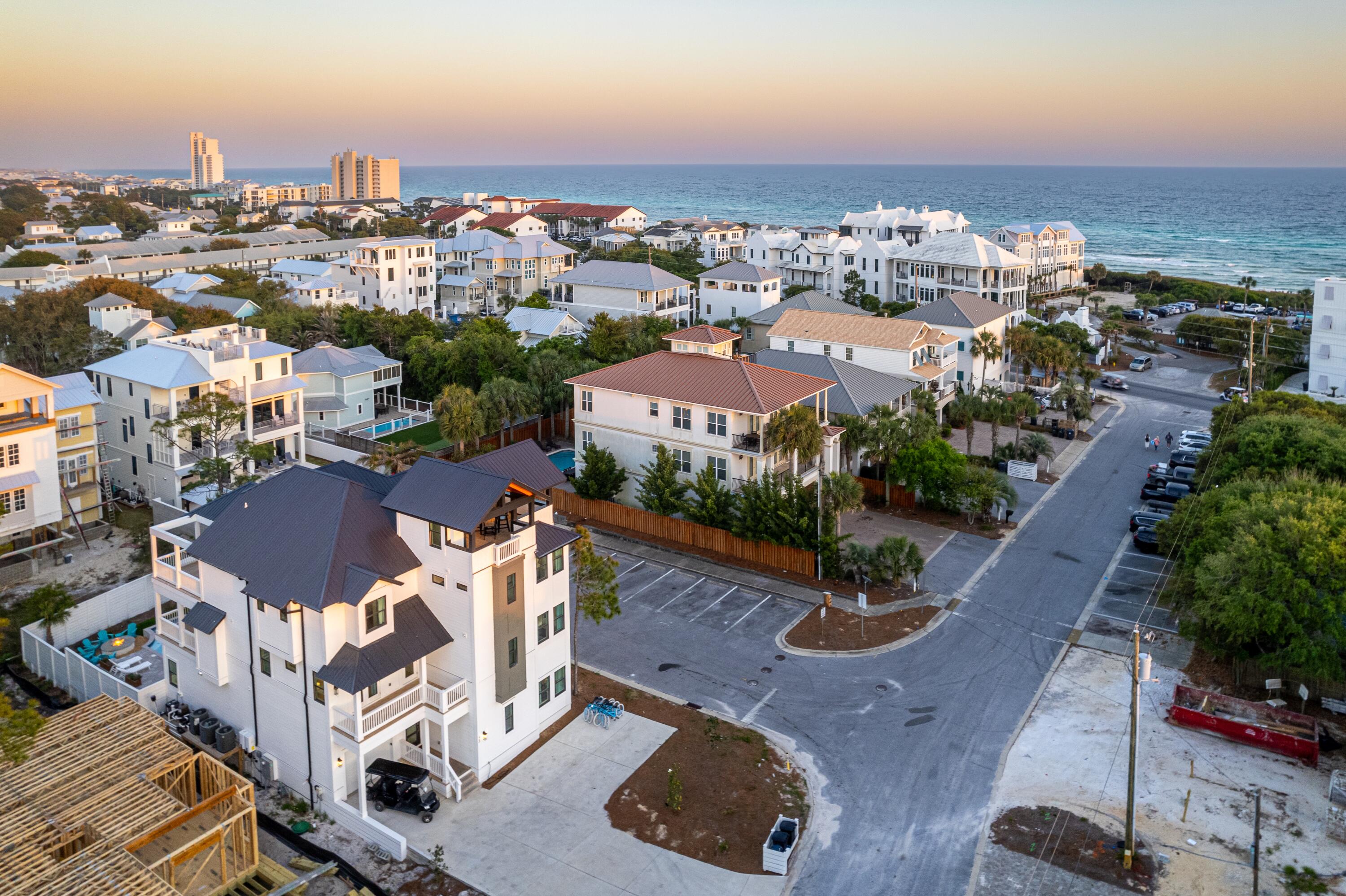 GULF SHORE MANOR - Residential