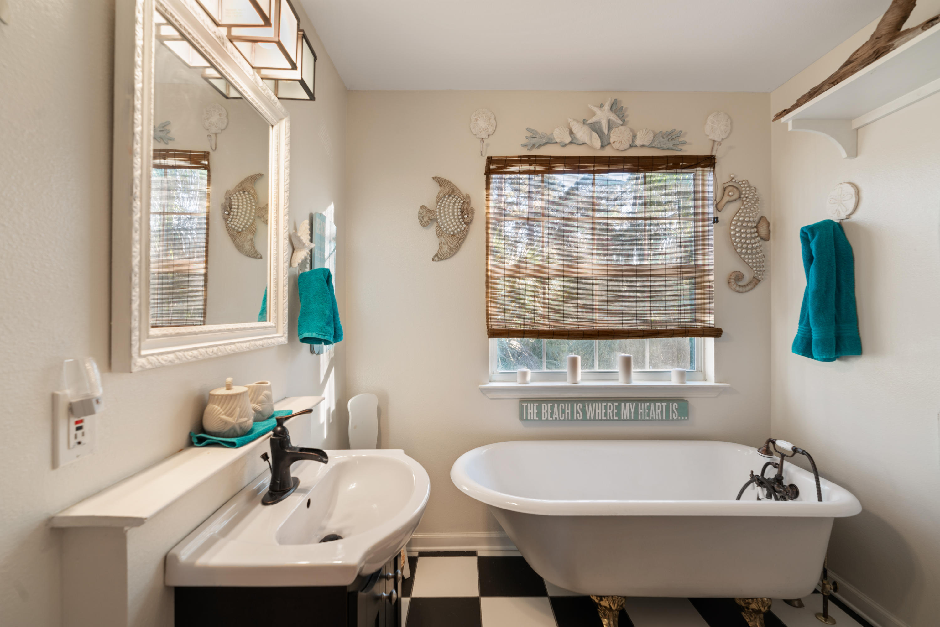 SANTA ROSA BEACH ESTATES - Residential