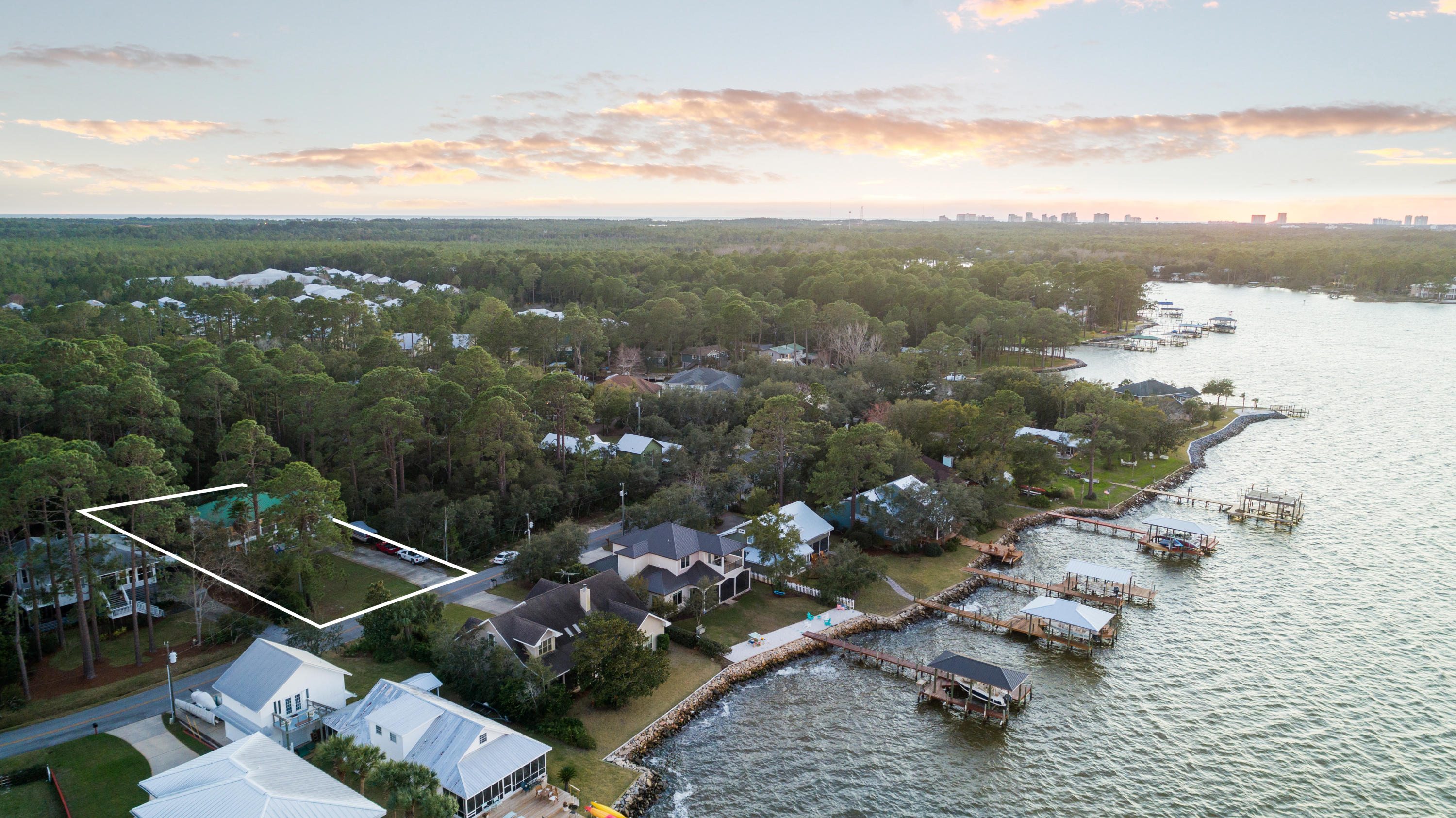 SANTA ROSA BEACH ESTATES - Residential