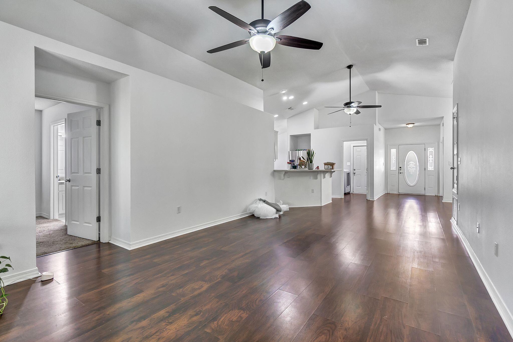 VICTORIAN VILLAGE - Residential Lease