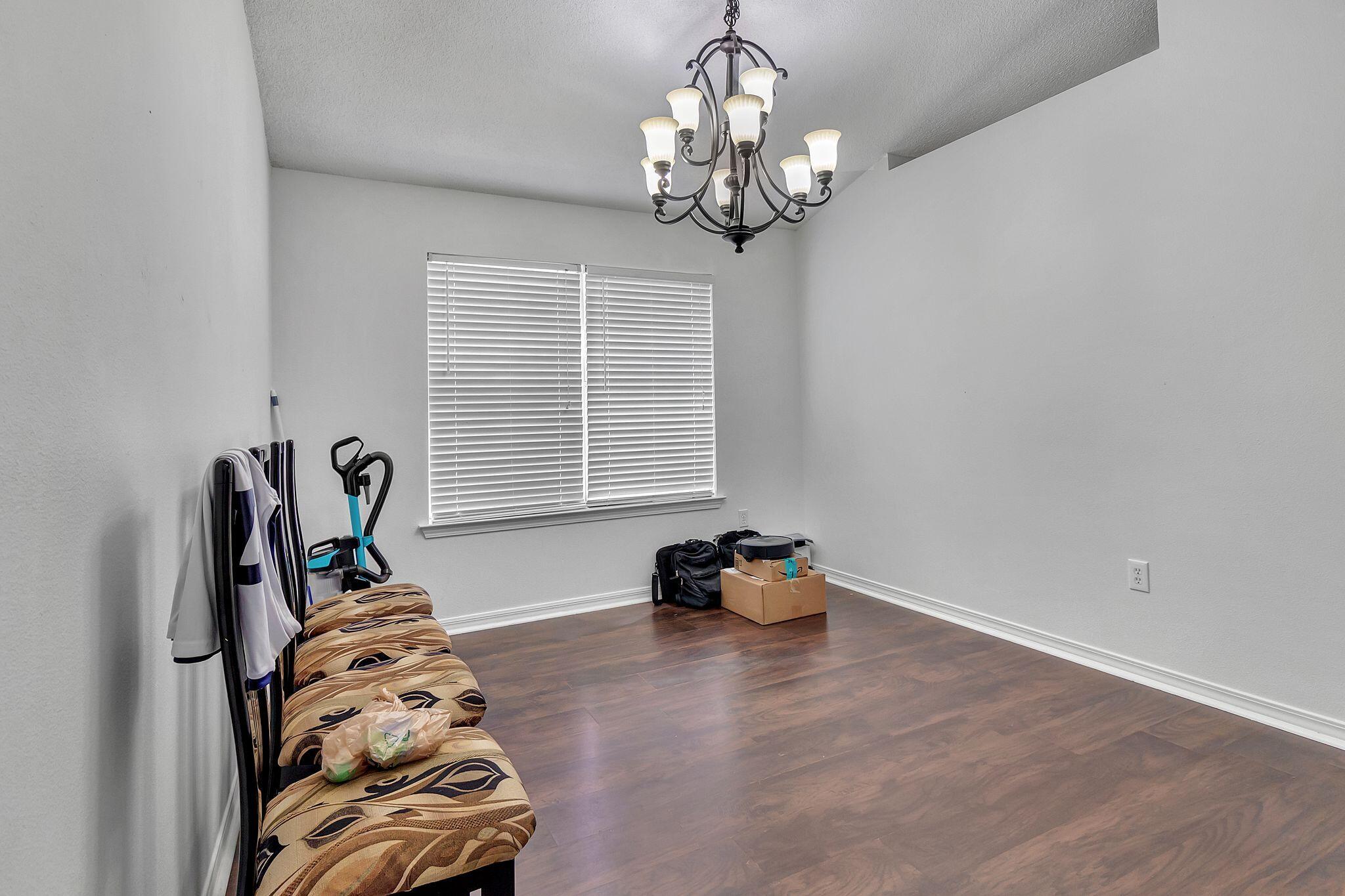 VICTORIAN VILLAGE - Residential Lease