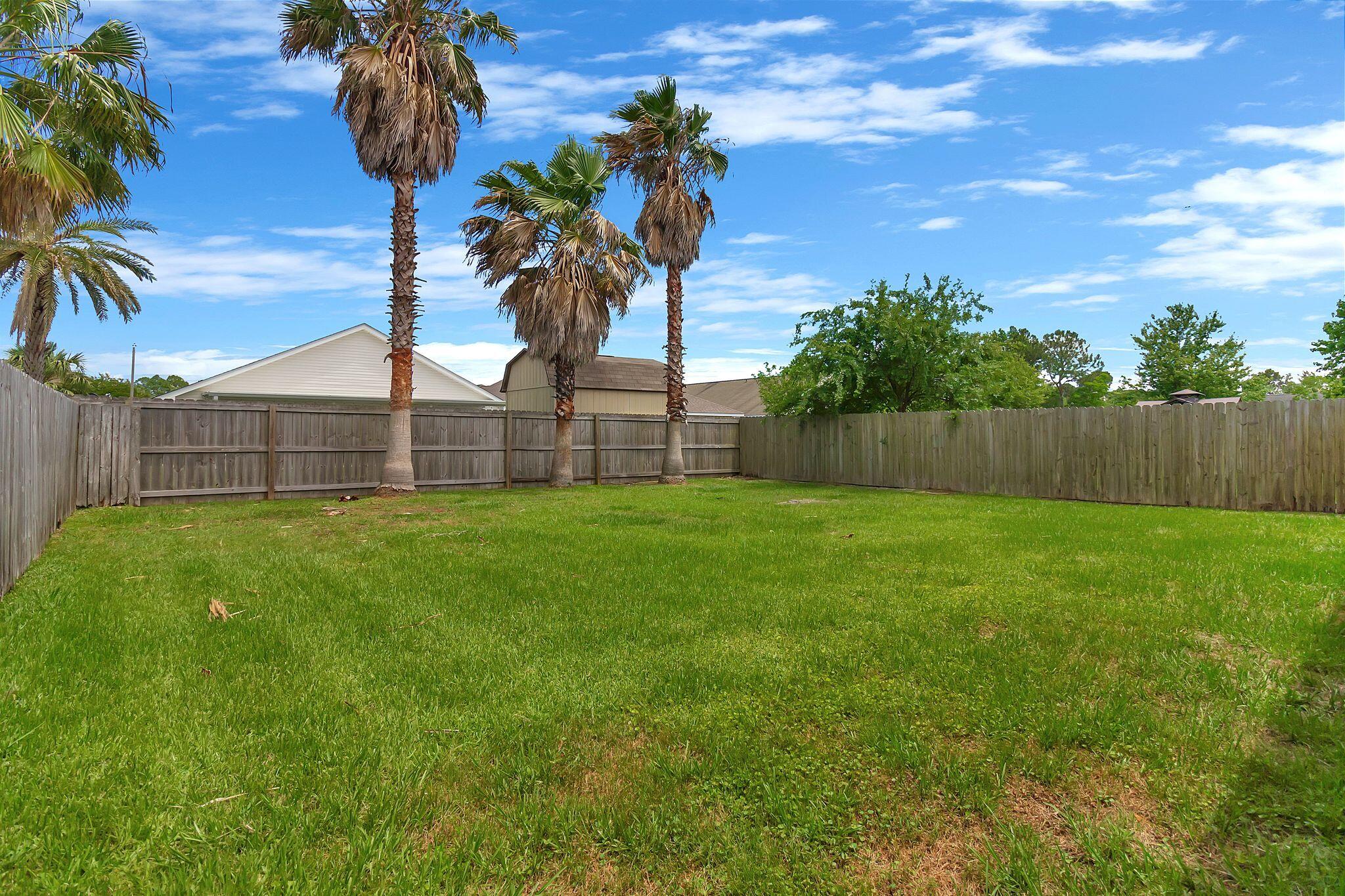 VICTORIAN VILLAGE - Residential Lease