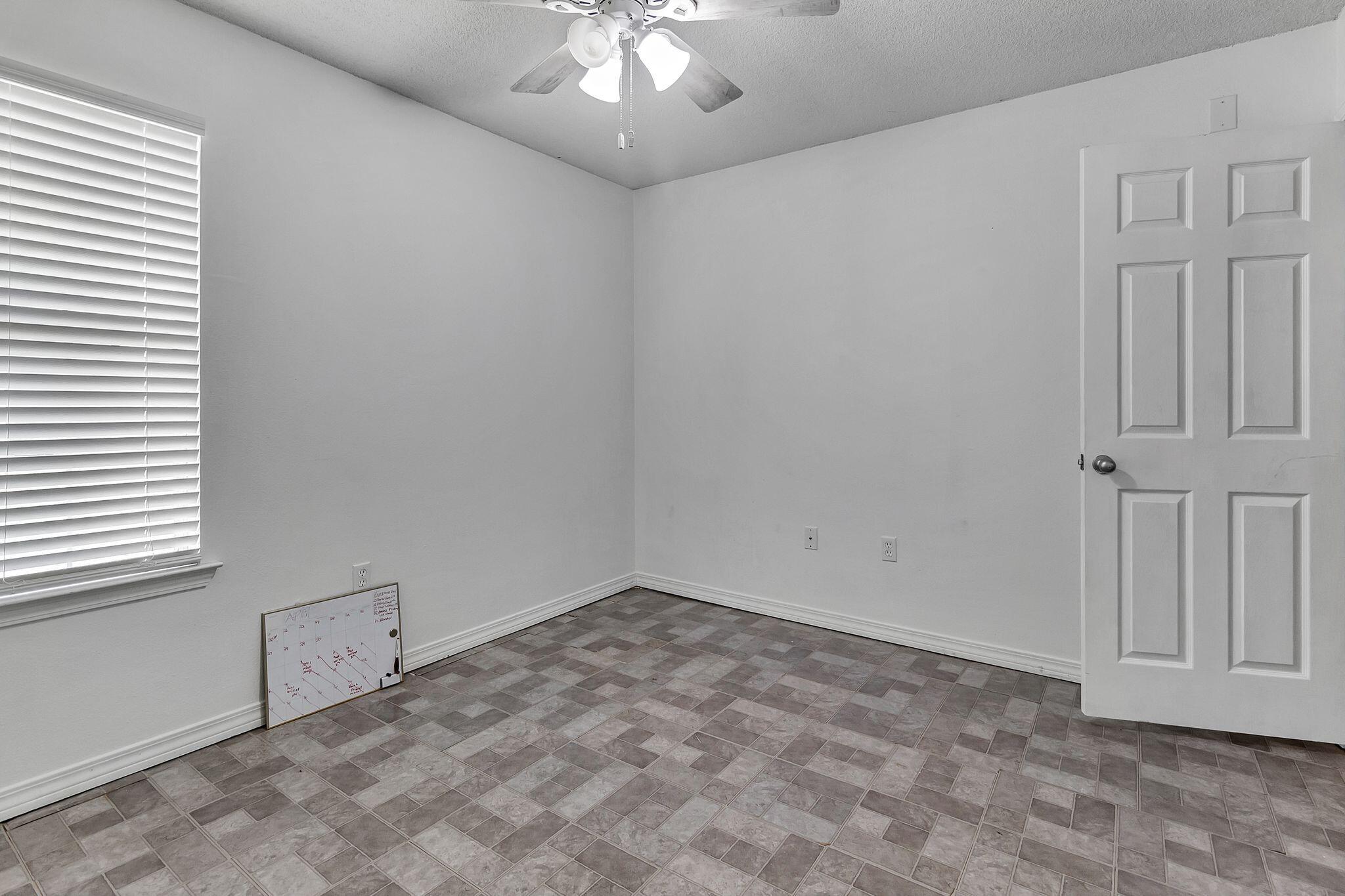 VICTORIAN VILLAGE - Residential Lease