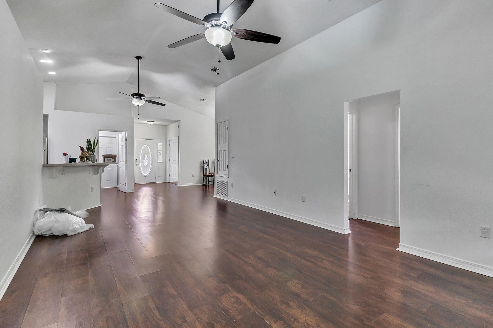 VICTORIAN VILLAGE - Residential Lease