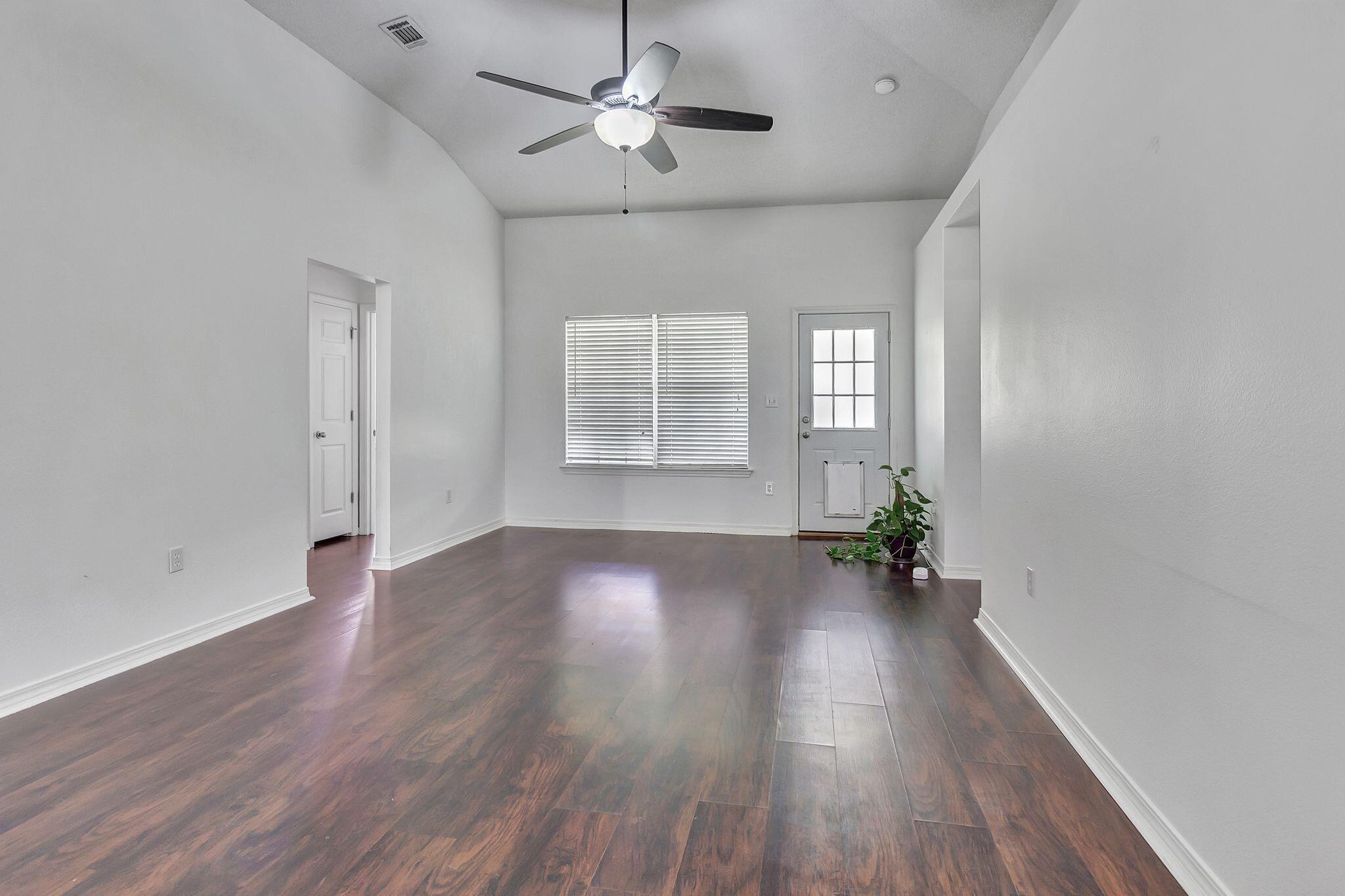 VICTORIAN VILLAGE - Residential Lease