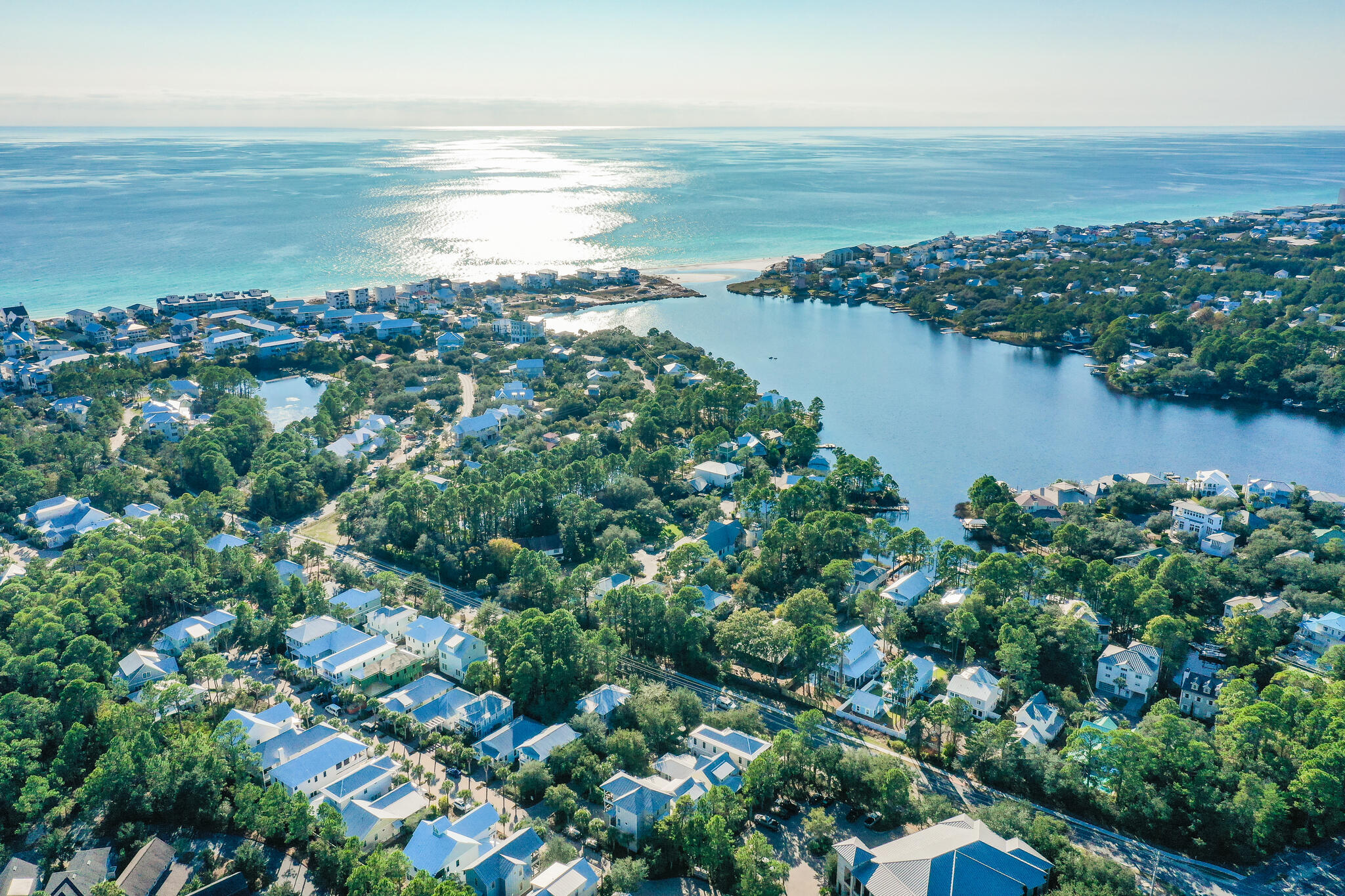 COTTAGES AT EASTERN LAKE - Residential