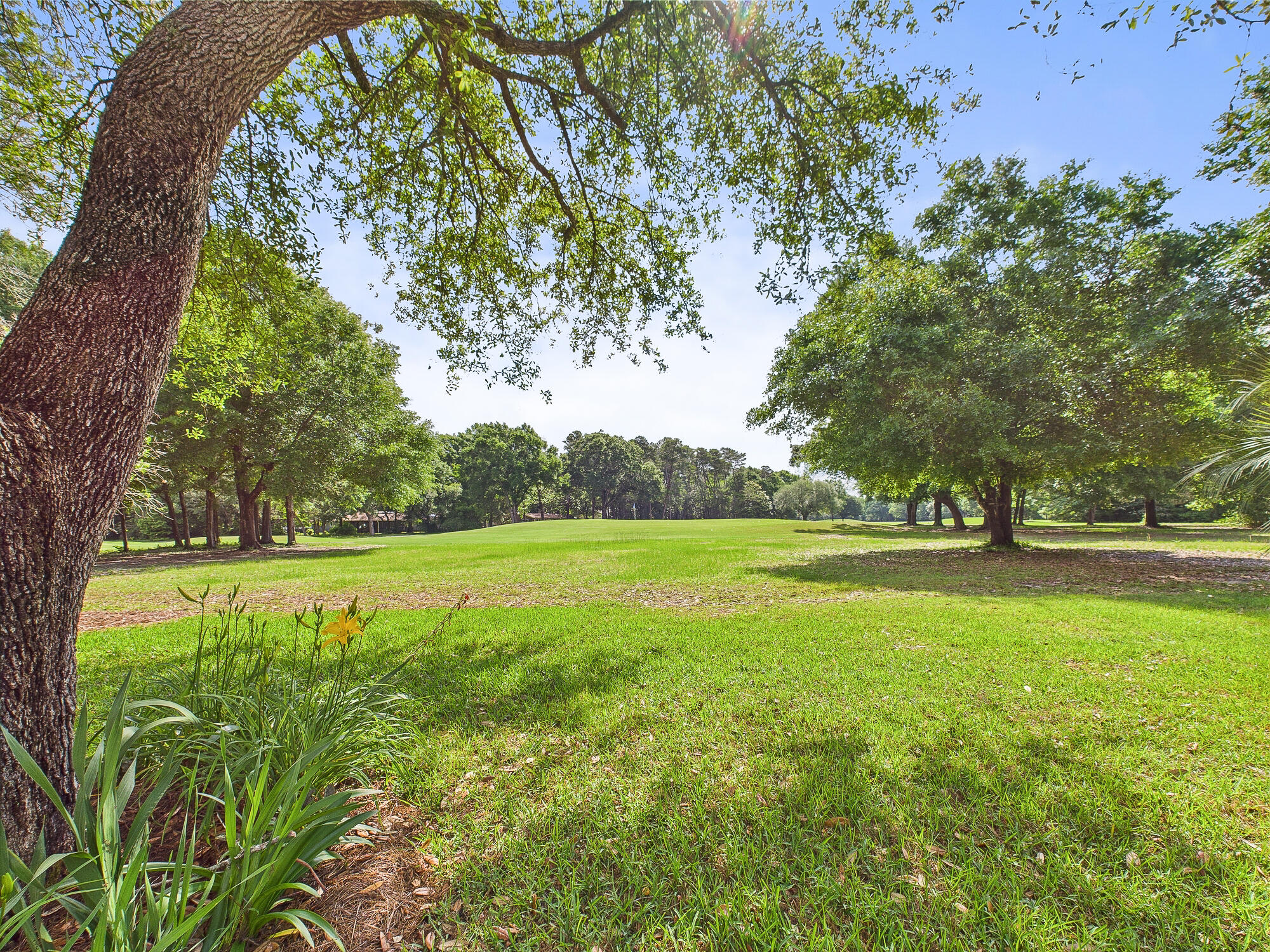 ROCKY BAYOU COUNTRY CLUB ESTATES 3 - Residential