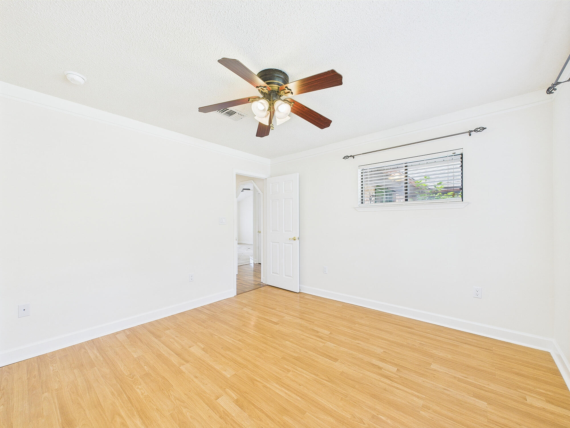 ROCKY BAYOU COUNTRY CLUB ESTATES 3 - Residential
