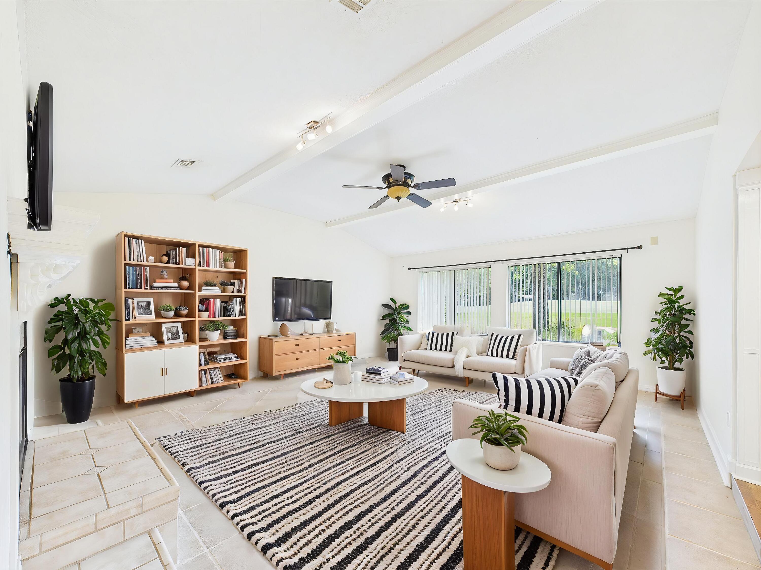 ROCKY BAYOU COUNTRY CLUB ESTATES 3 - Residential