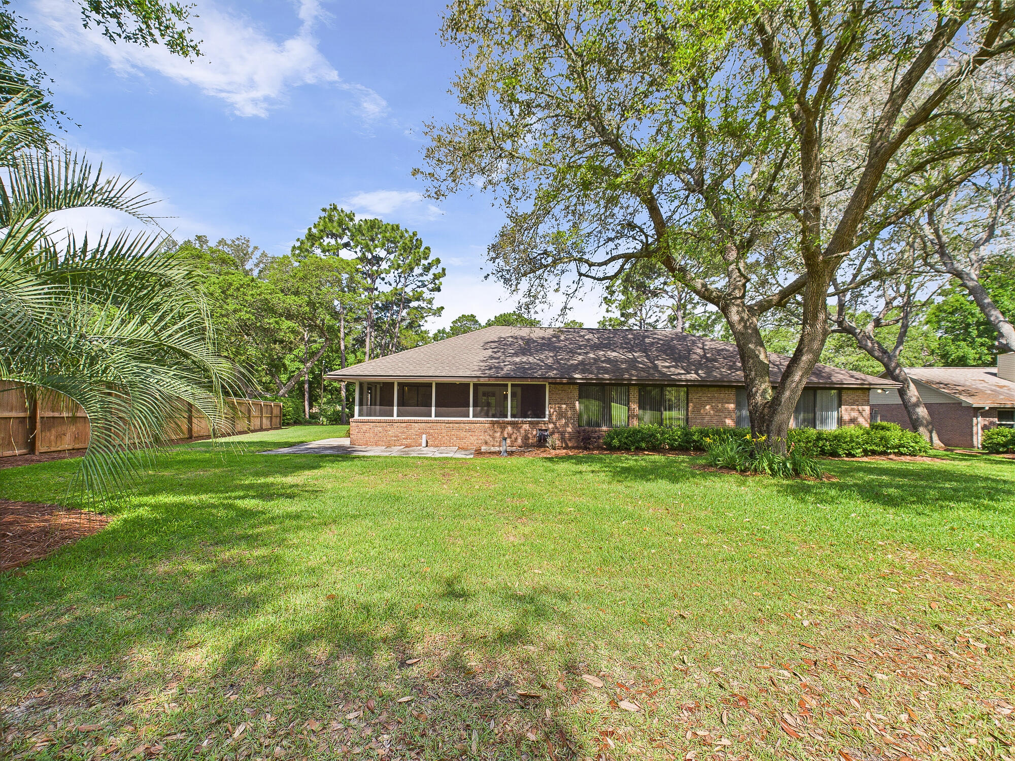 ROCKY BAYOU COUNTRY CLUB ESTATES 3 - Residential