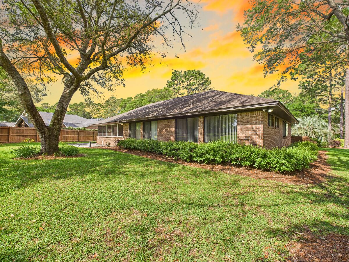 ROCKY BAYOU COUNTRY CLUB ESTATES 3 - Residential
