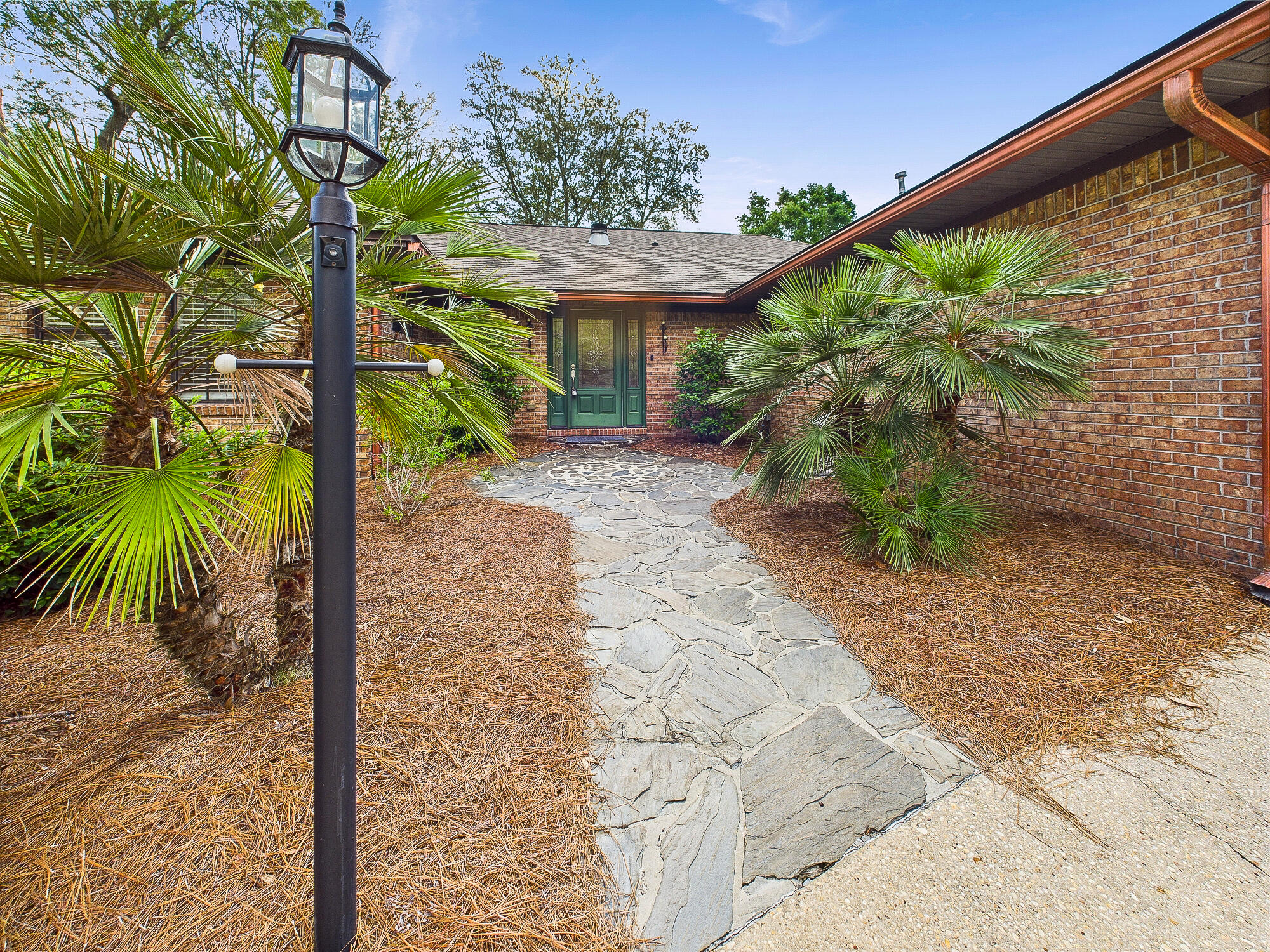 ROCKY BAYOU COUNTRY CLUB ESTATES 3 - Residential