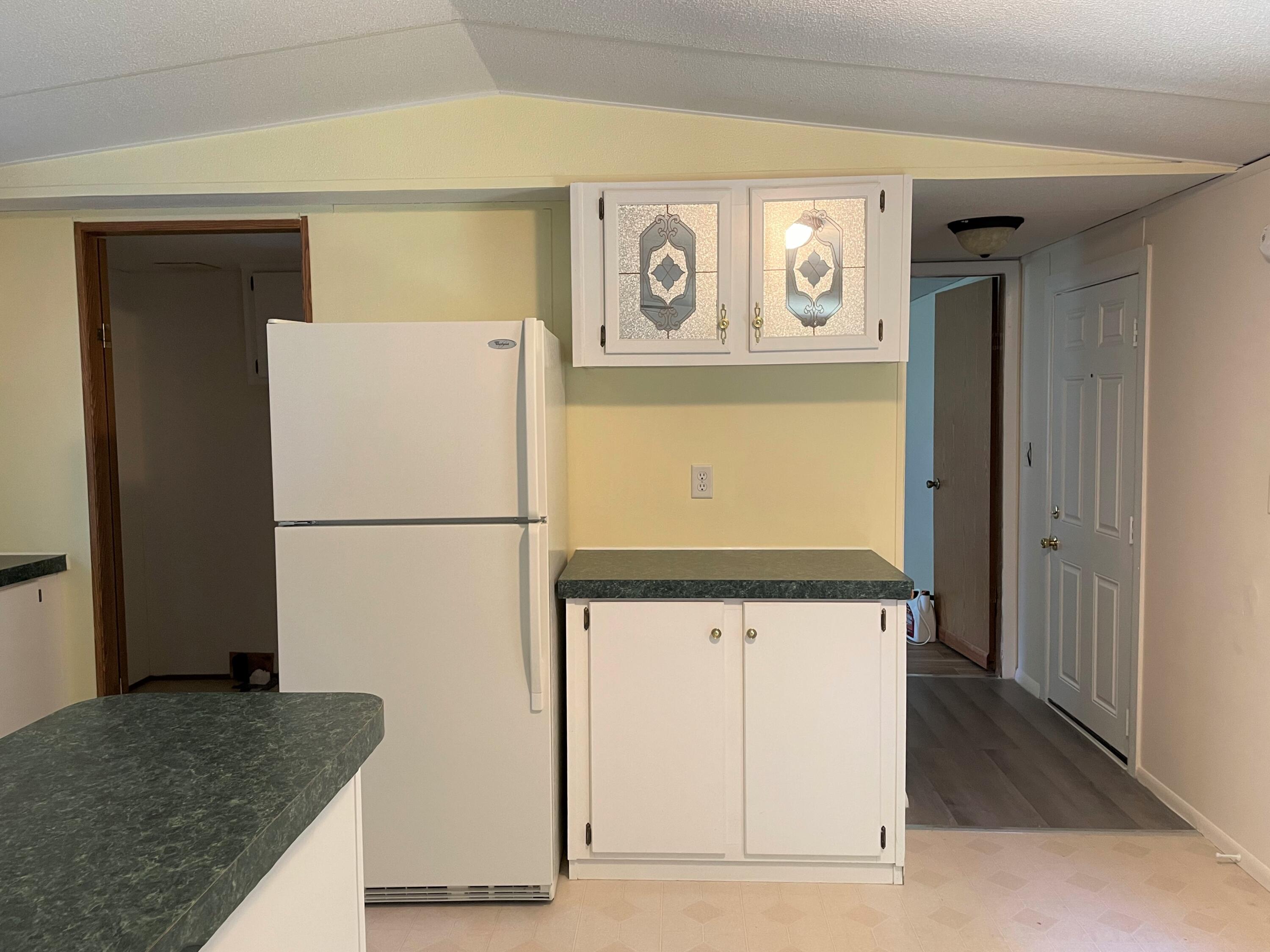 METES & BOUNDS - Residential Lease