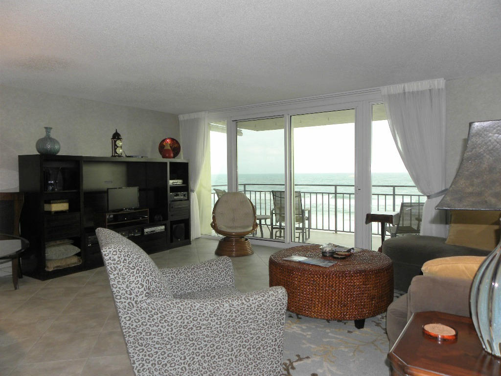 BREAKERS OF FWB PH 2 - Residential