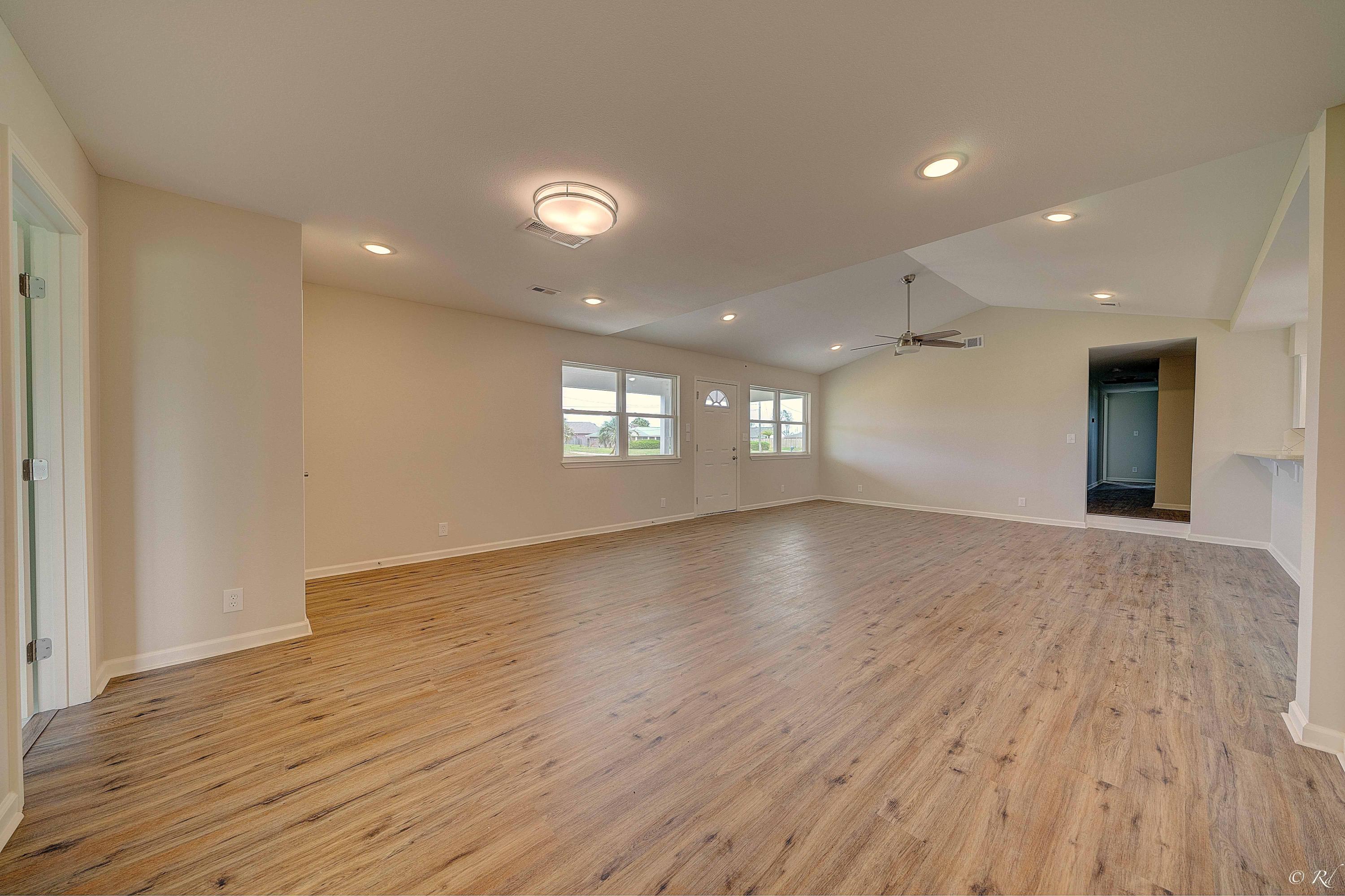 NO RECORDED SUBDIVISION - Residential