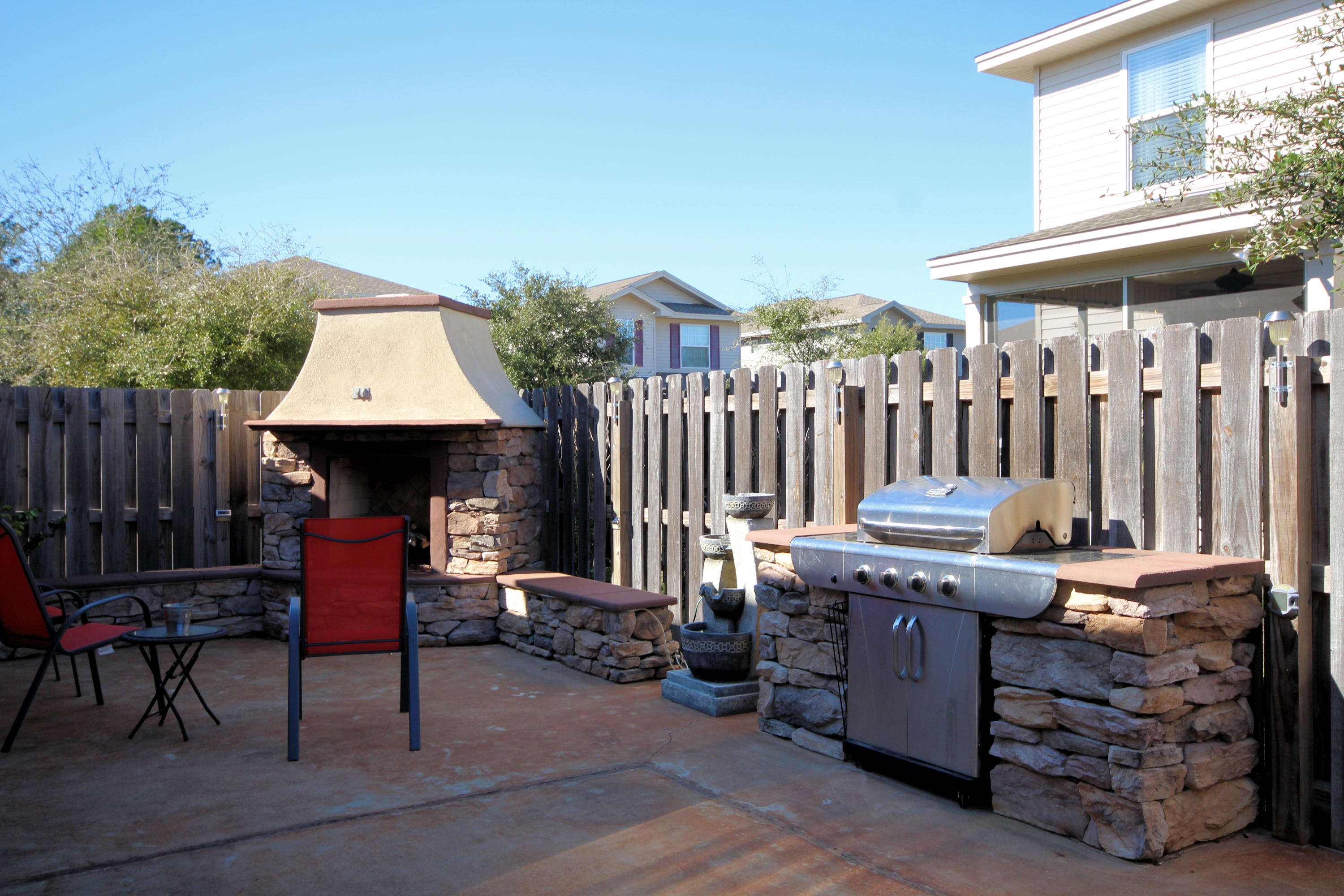 SUMMERWOOD - Residential