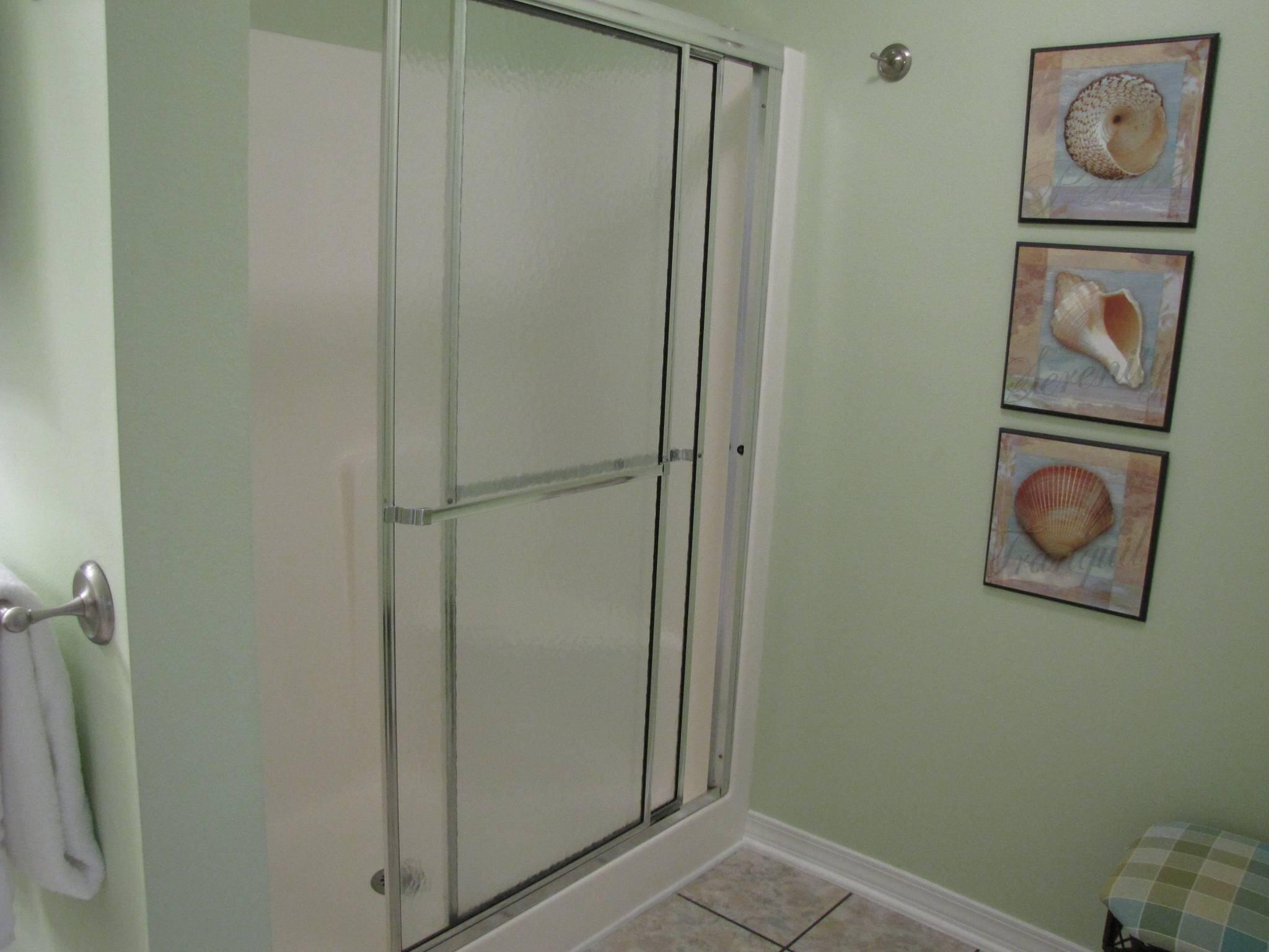 PARADISE RETREAT - Residential