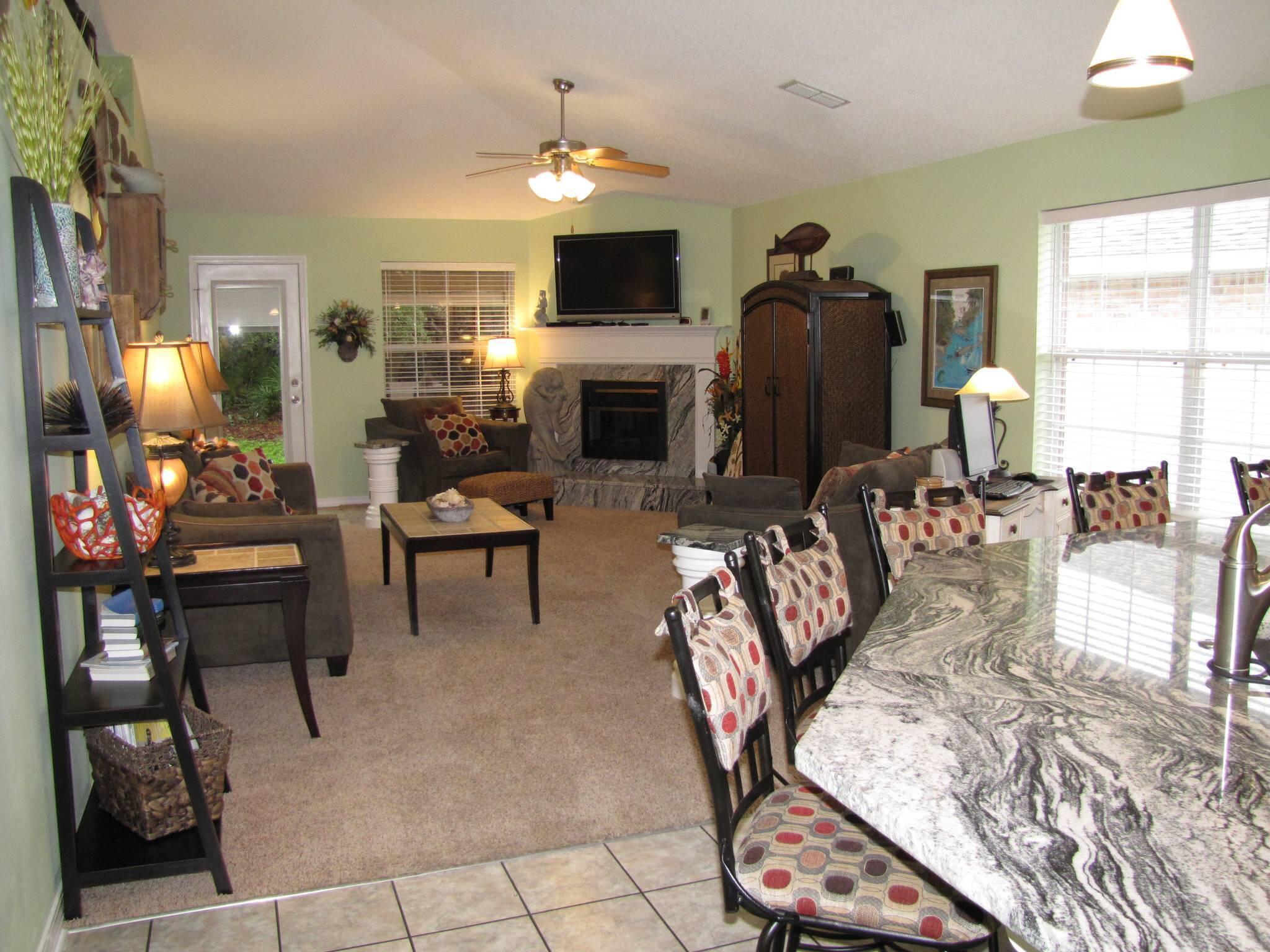 PARADISE RETREAT - Residential