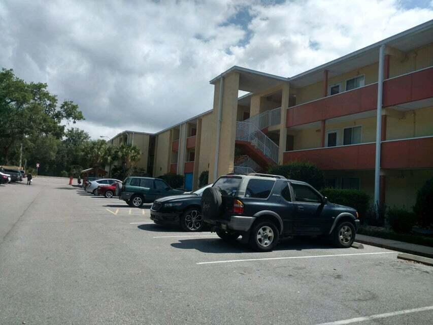 CEDARS CONDO - Residential Lease