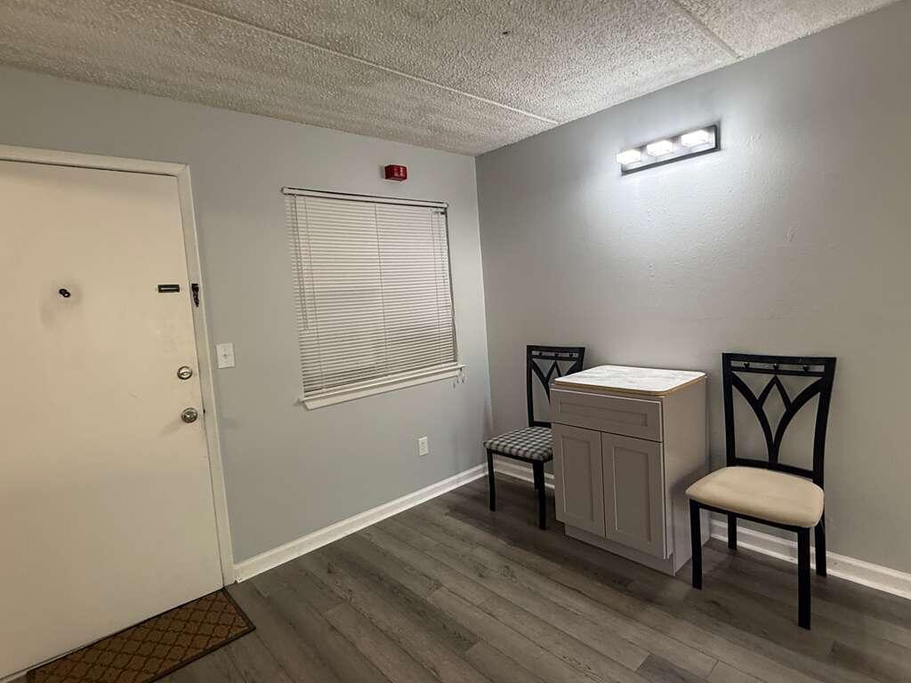CEDARS CONDO - Residential Lease
