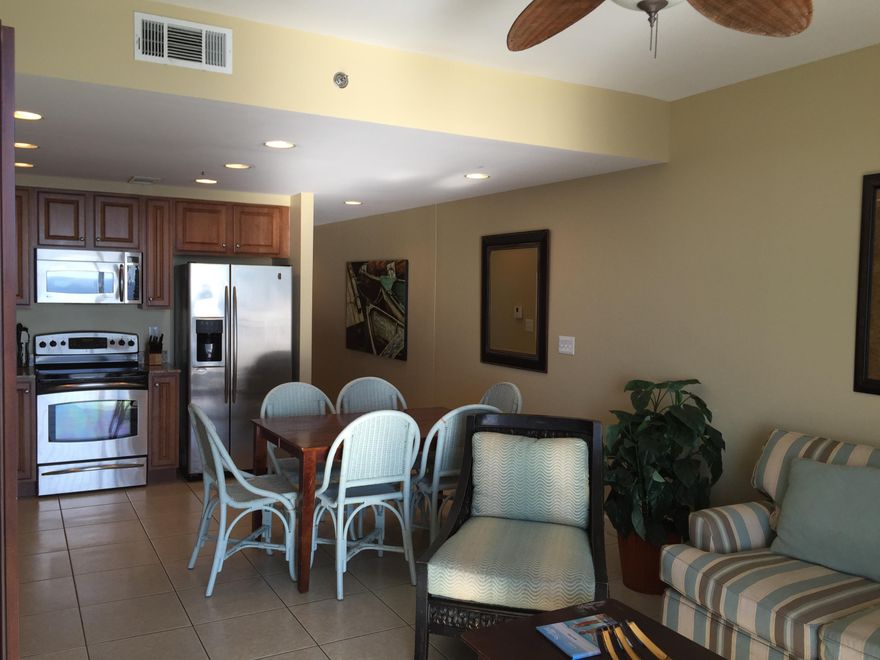 Motivated Seller! Excellent Rental Property at Splash. Amenities like no other property on the beach including a Water Park, Arcade, Gym all Gulf Front. This 15th floor property has 2 bedrooms, 2 baths and over 1,000sqft. New carpet installed just in time for the rental season. New HVAC Unit Just Installed!!