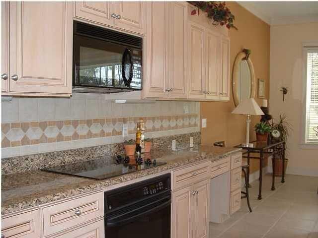 REGATTA BAY PATIO HOMES - Residential