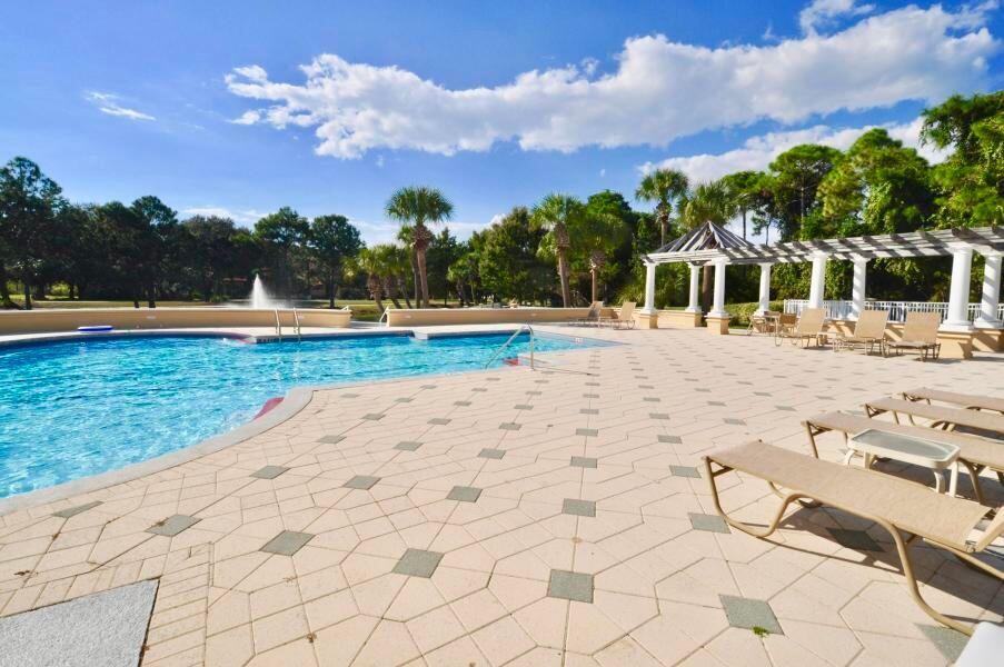 REGATTA BAY PATIO HOMES - Residential