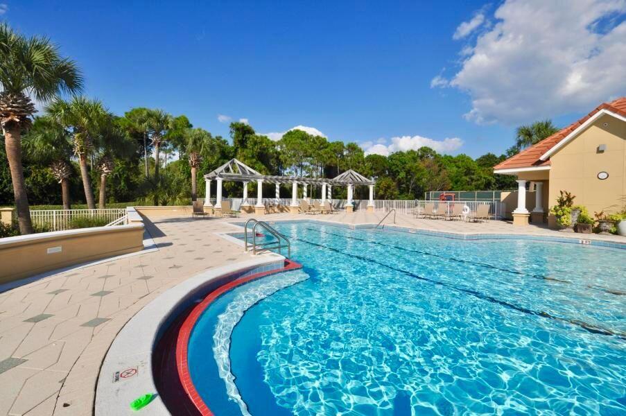 REGATTA BAY PATIO HOMES - Residential