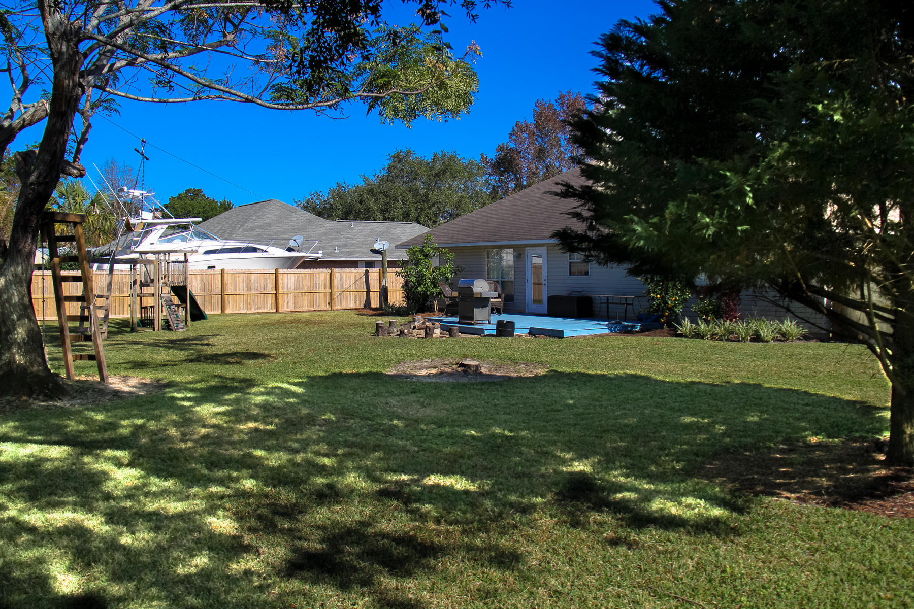 SPRING LAKE #2 - Residential