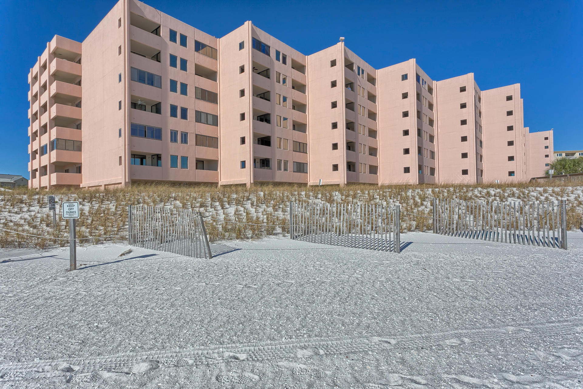 Jetty East Condominium - Residential