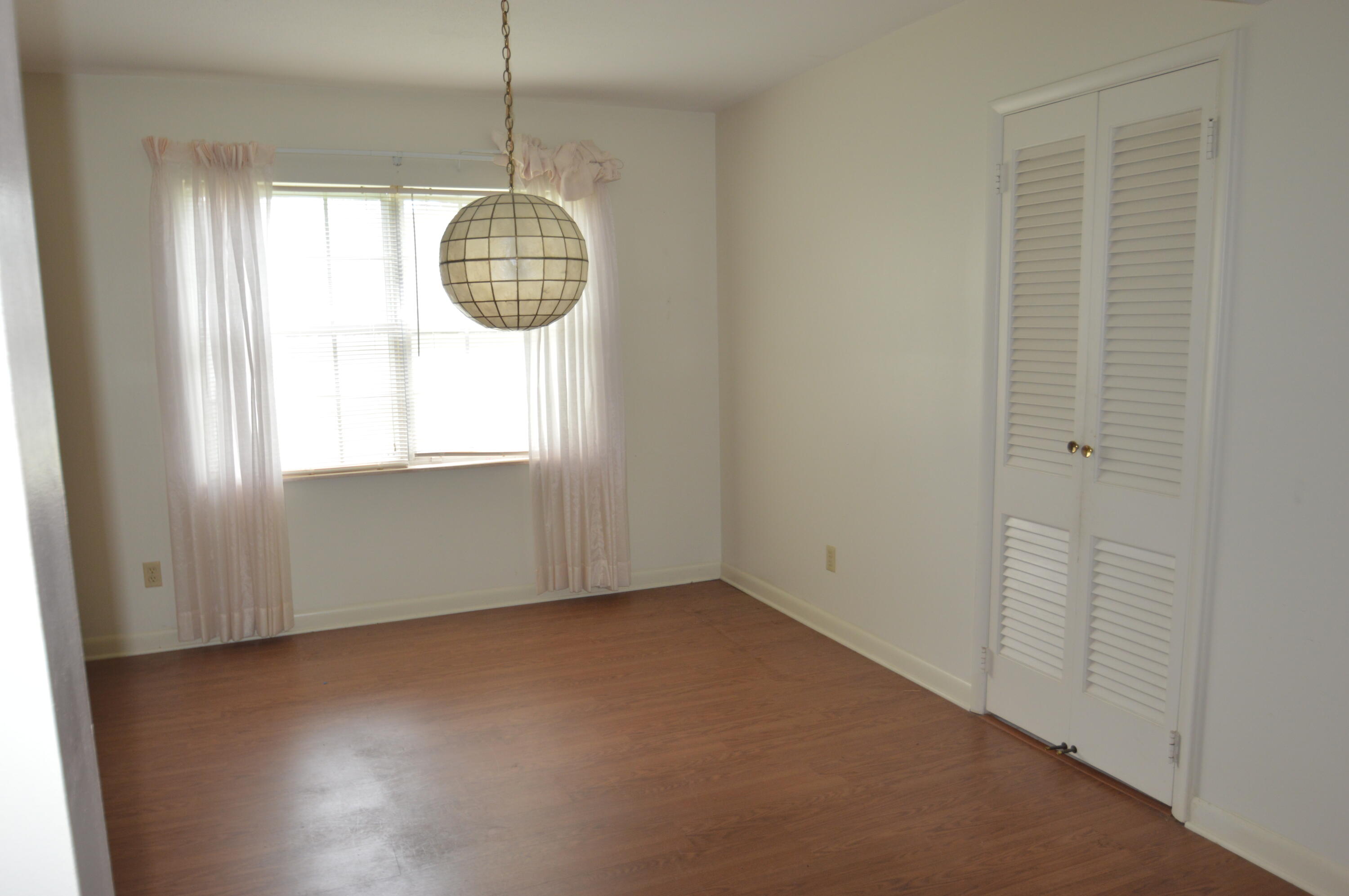 CHELSEA WOODS - Residential