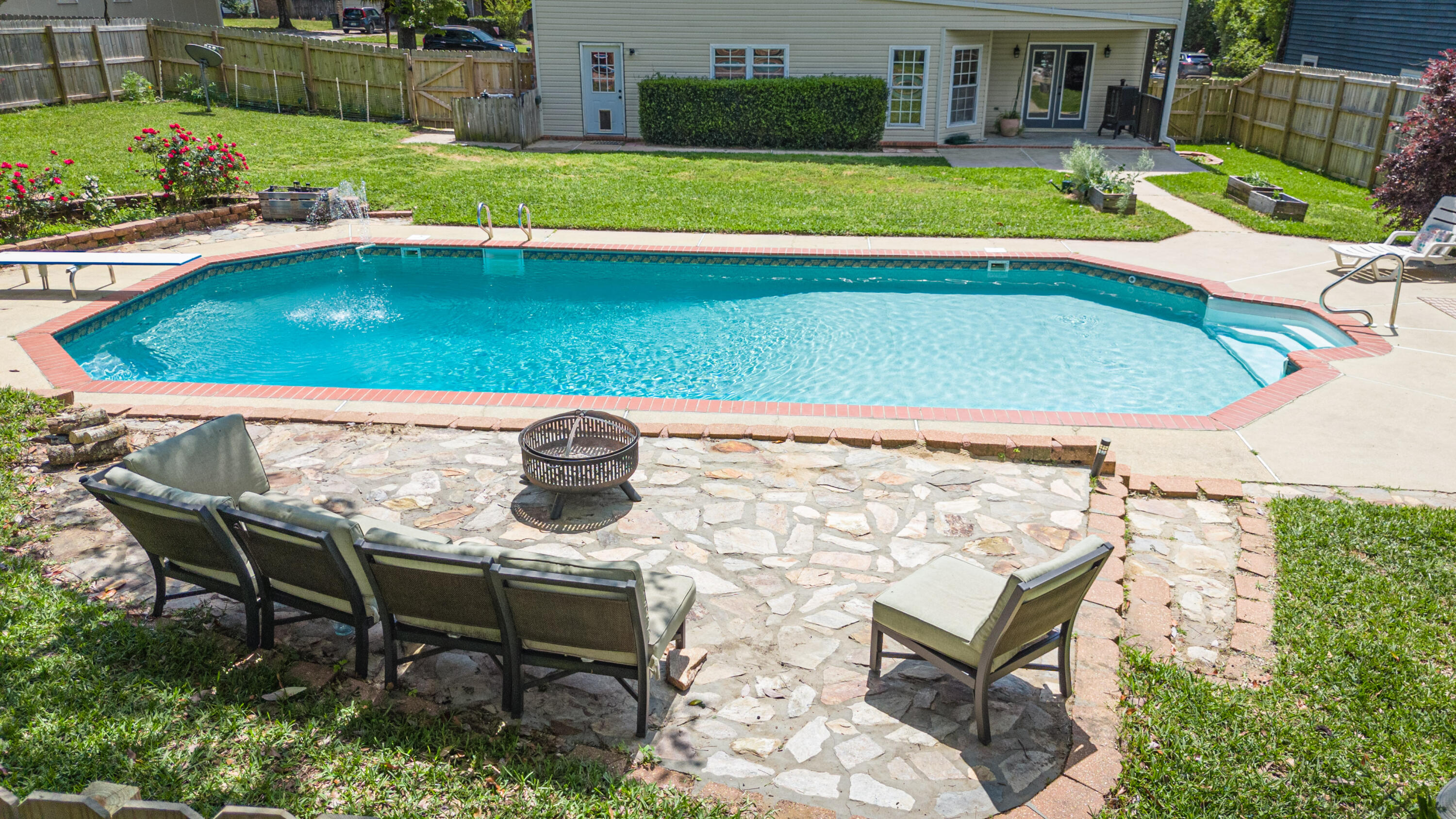 THOUSAND OAKS - Residential