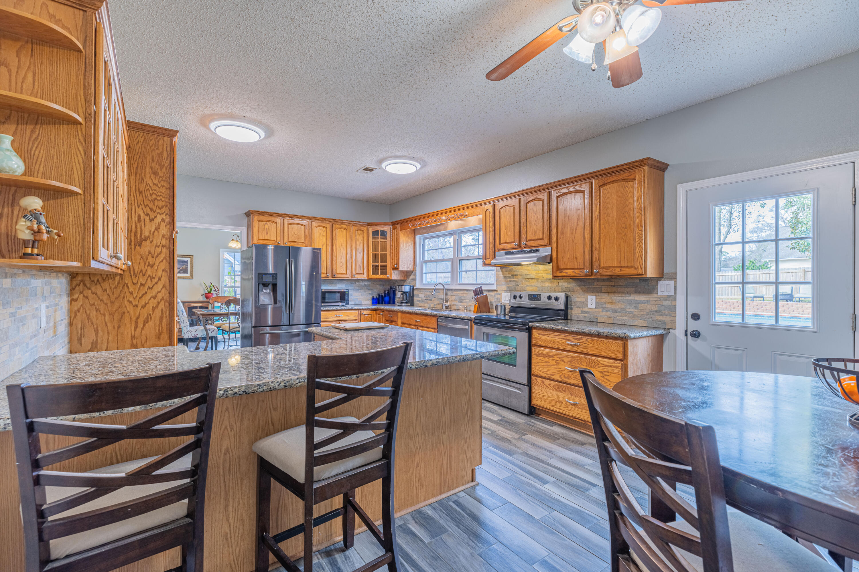 THOUSAND OAKS - Residential