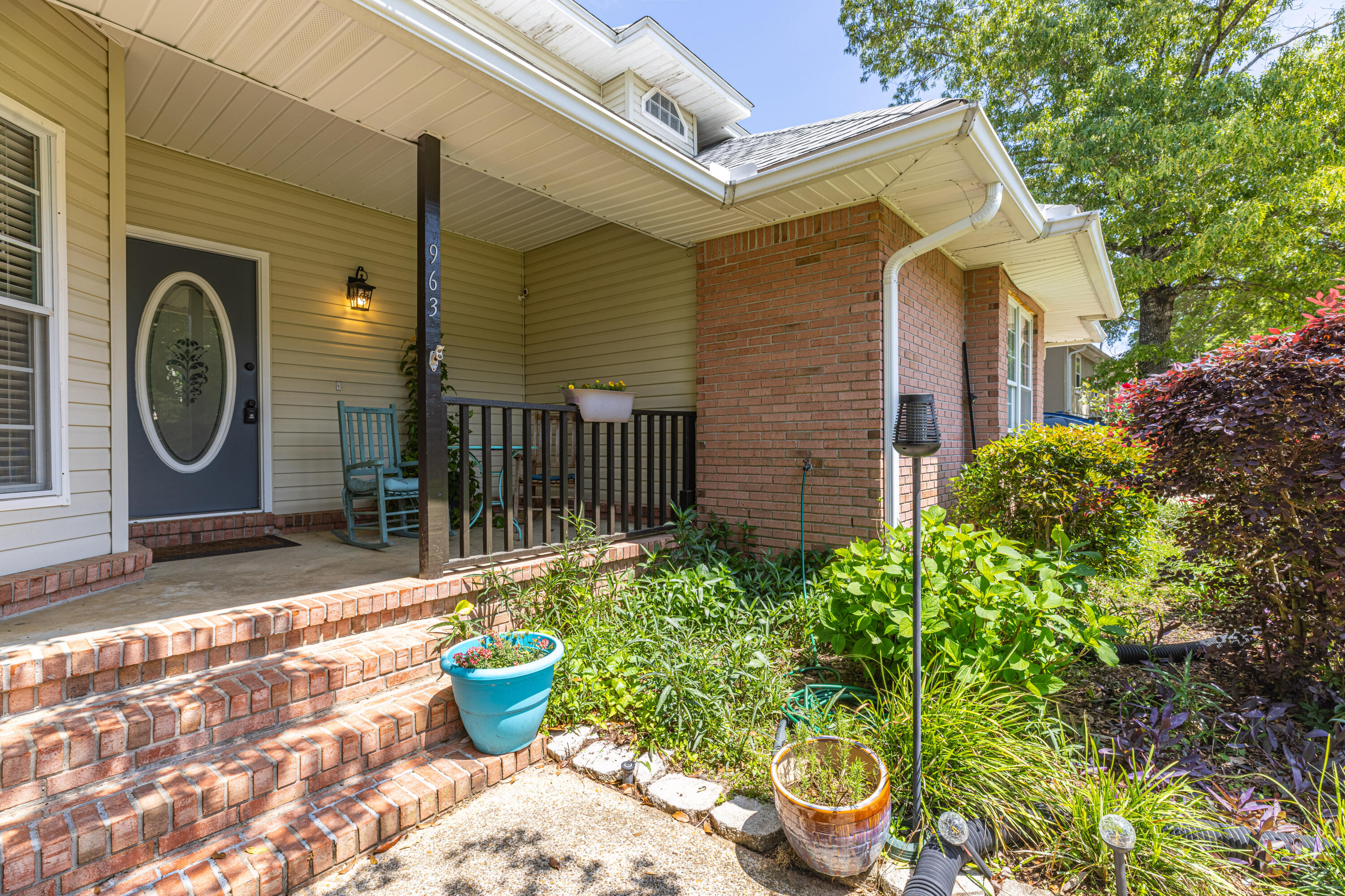 THOUSAND OAKS - Residential