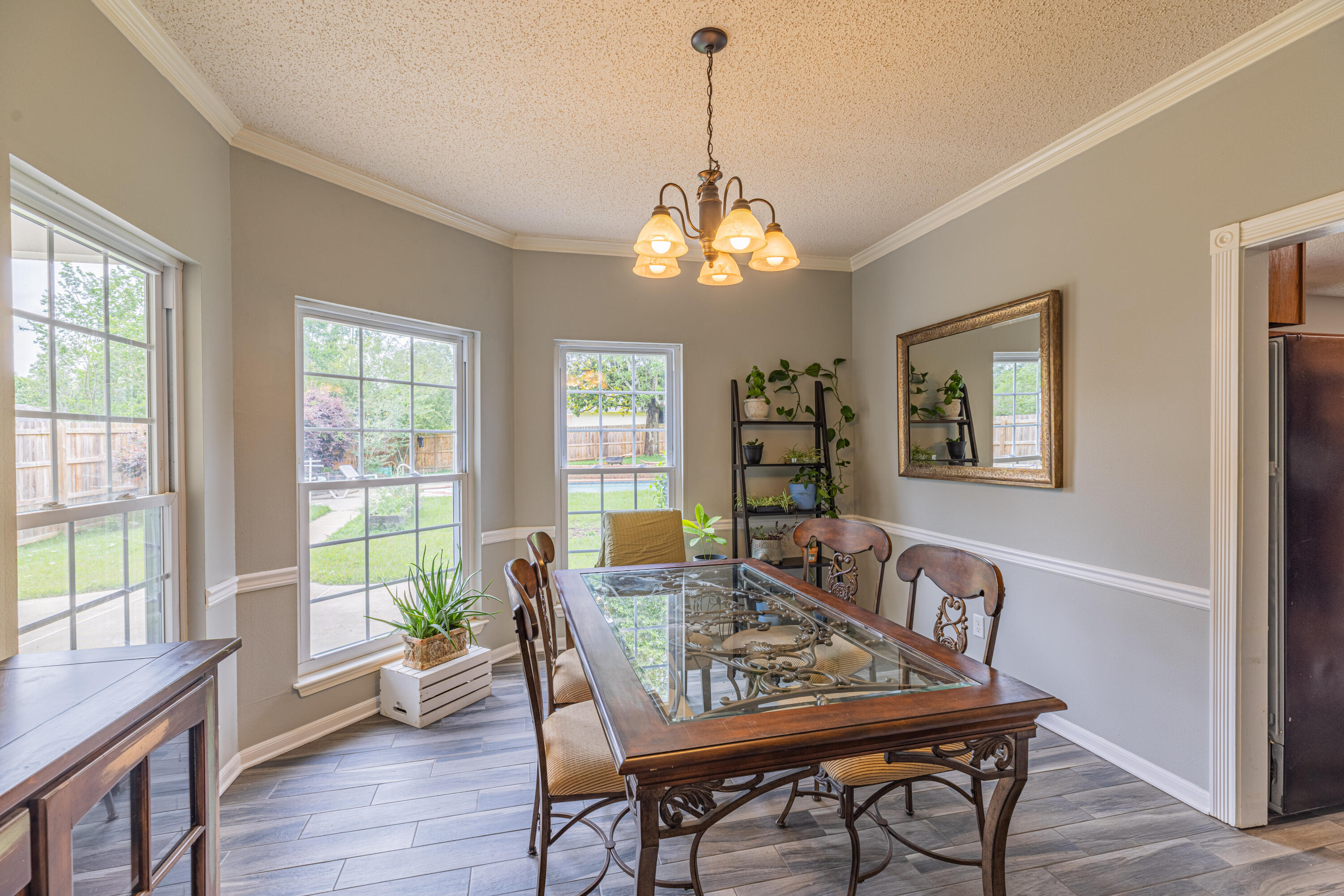 THOUSAND OAKS - Residential