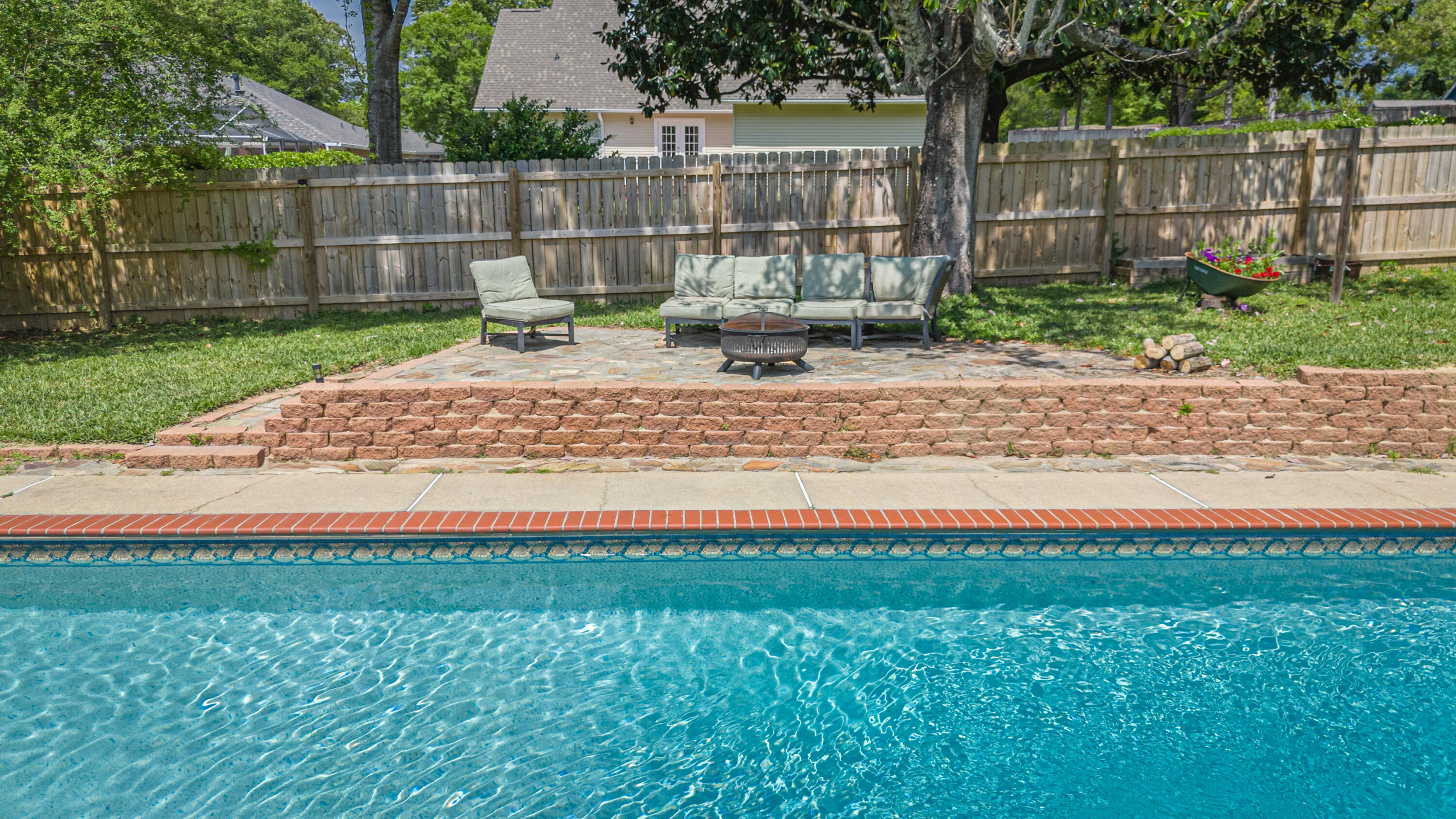 THOUSAND OAKS - Residential