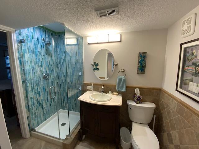 The Palms Condo - Residential Lease