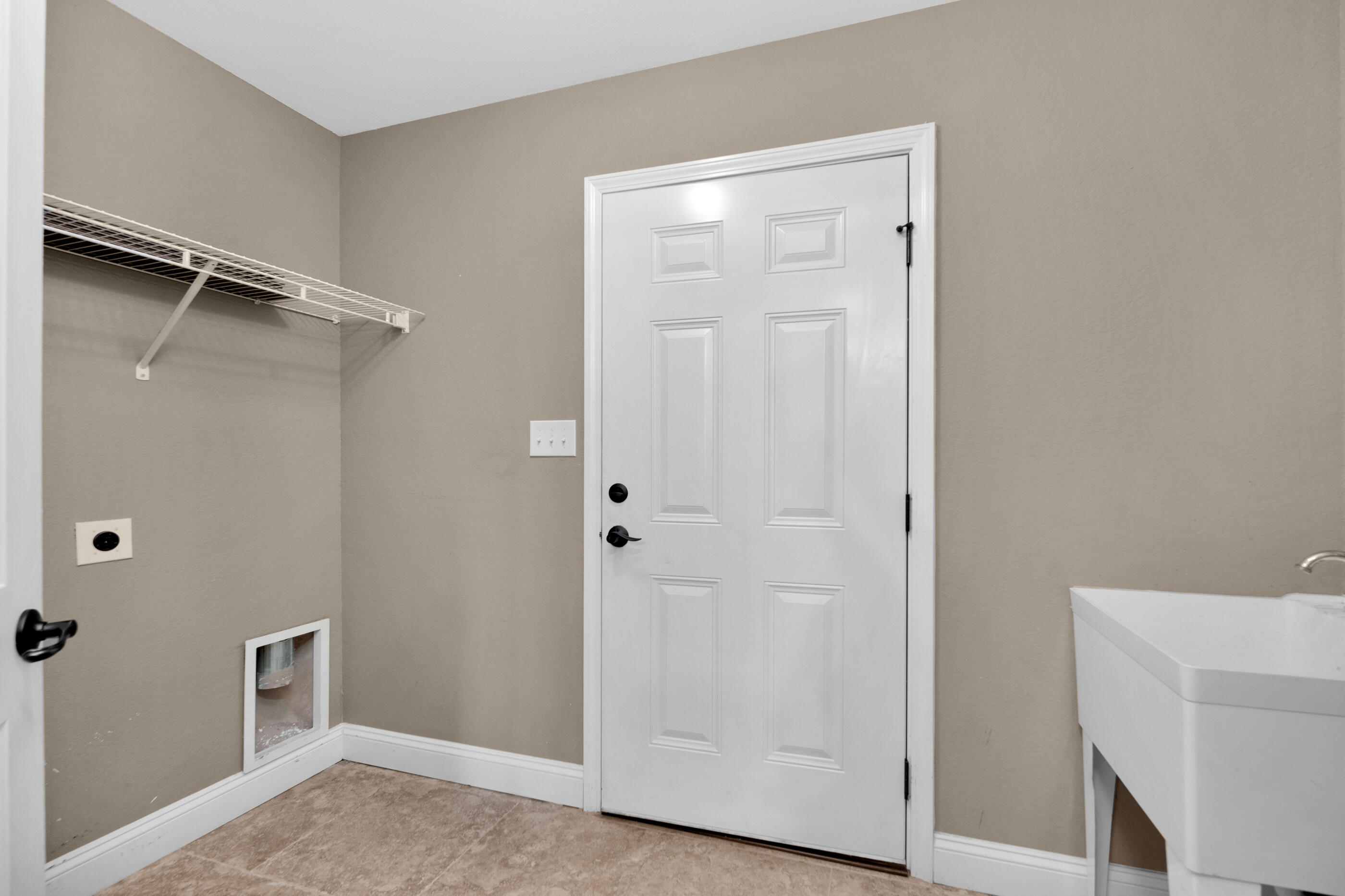 NAVARRE S/D 2ND ADDN - Residential