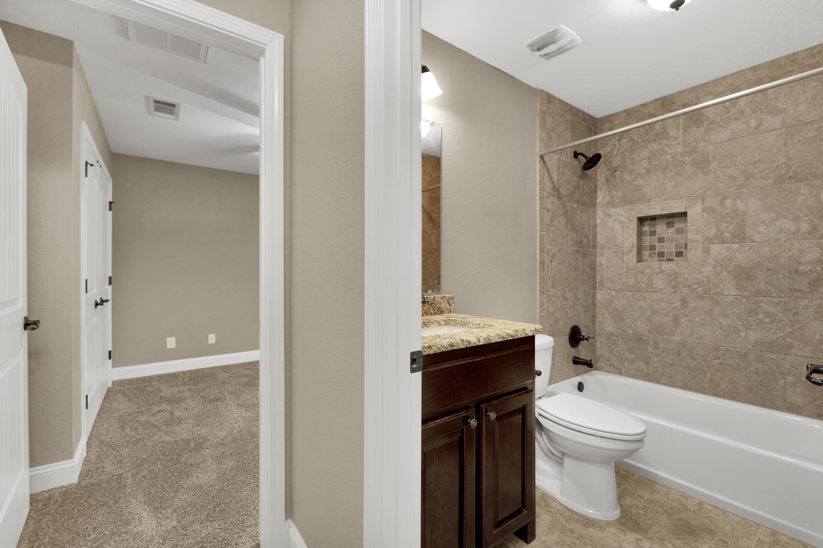 NAVARRE S/D 2ND ADDN - Residential