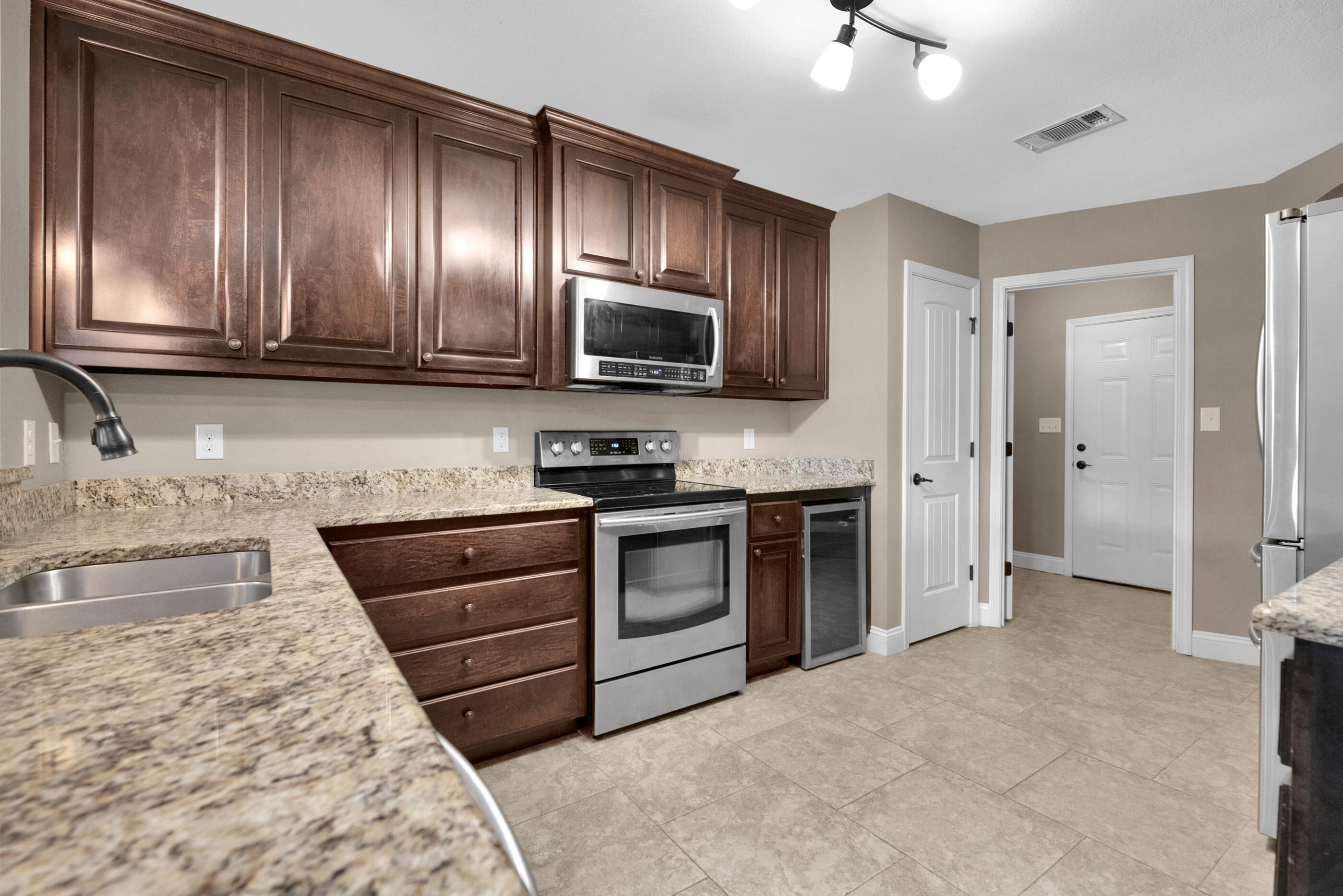 NAVARRE S/D 2ND ADDN - Residential