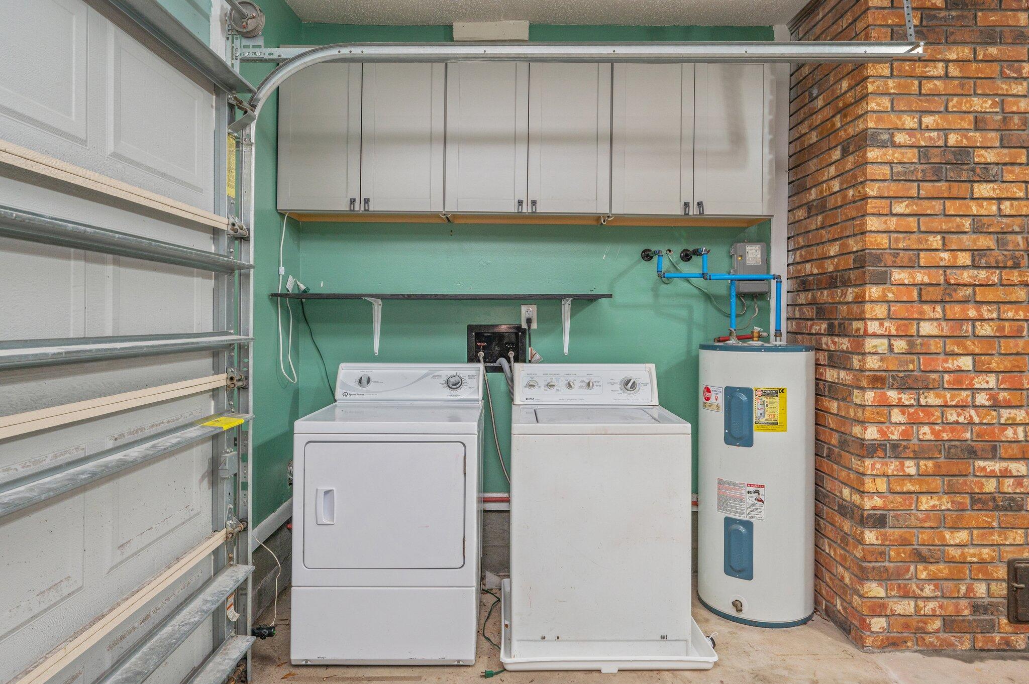 TANGLEWOOD S/D 1ST ADDN - Residential Lease