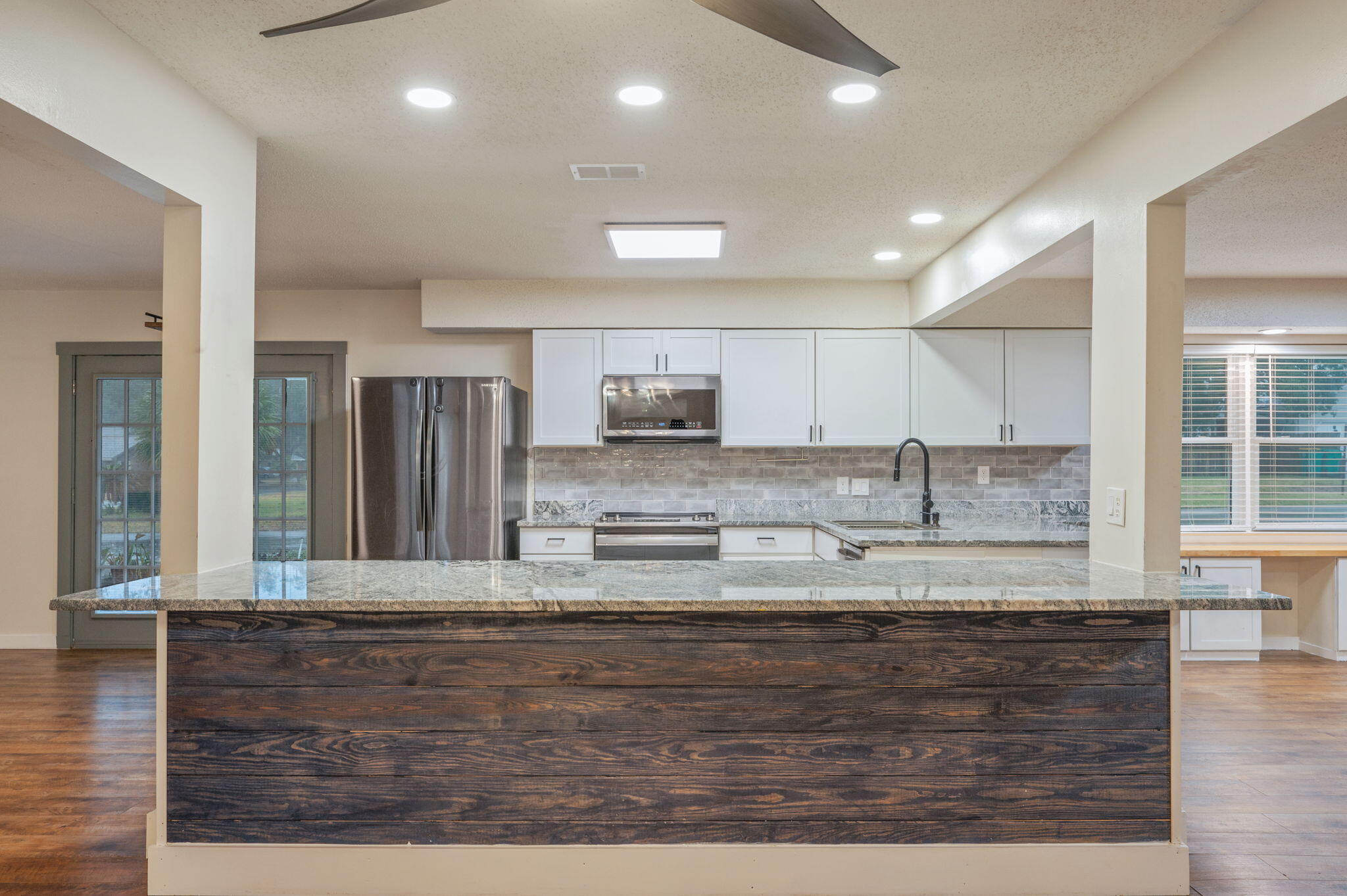 TANGLEWOOD S/D 1ST ADDN - Residential Lease