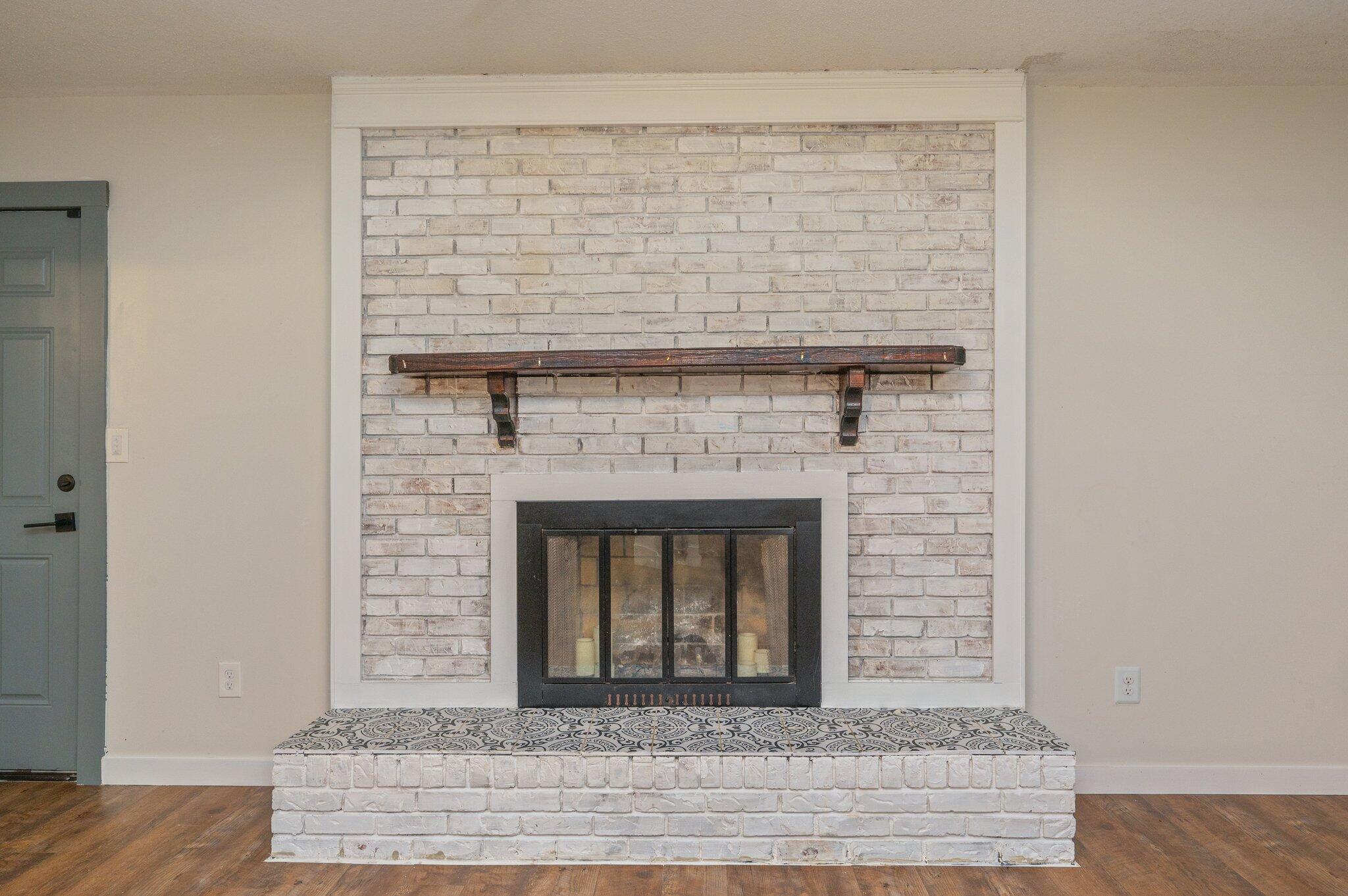 TANGLEWOOD S/D 1ST ADDN - Residential Lease