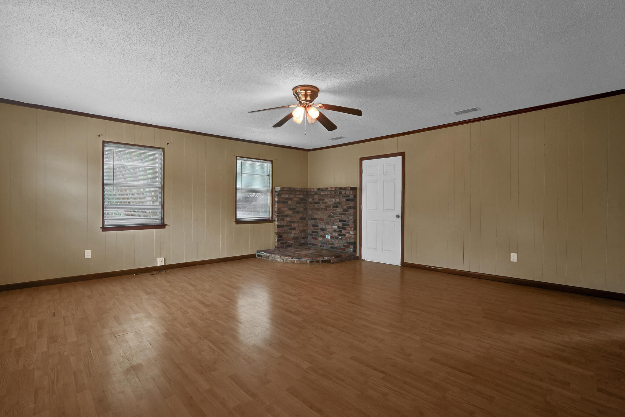 NO RECORDED SUBDIVISION - Residential