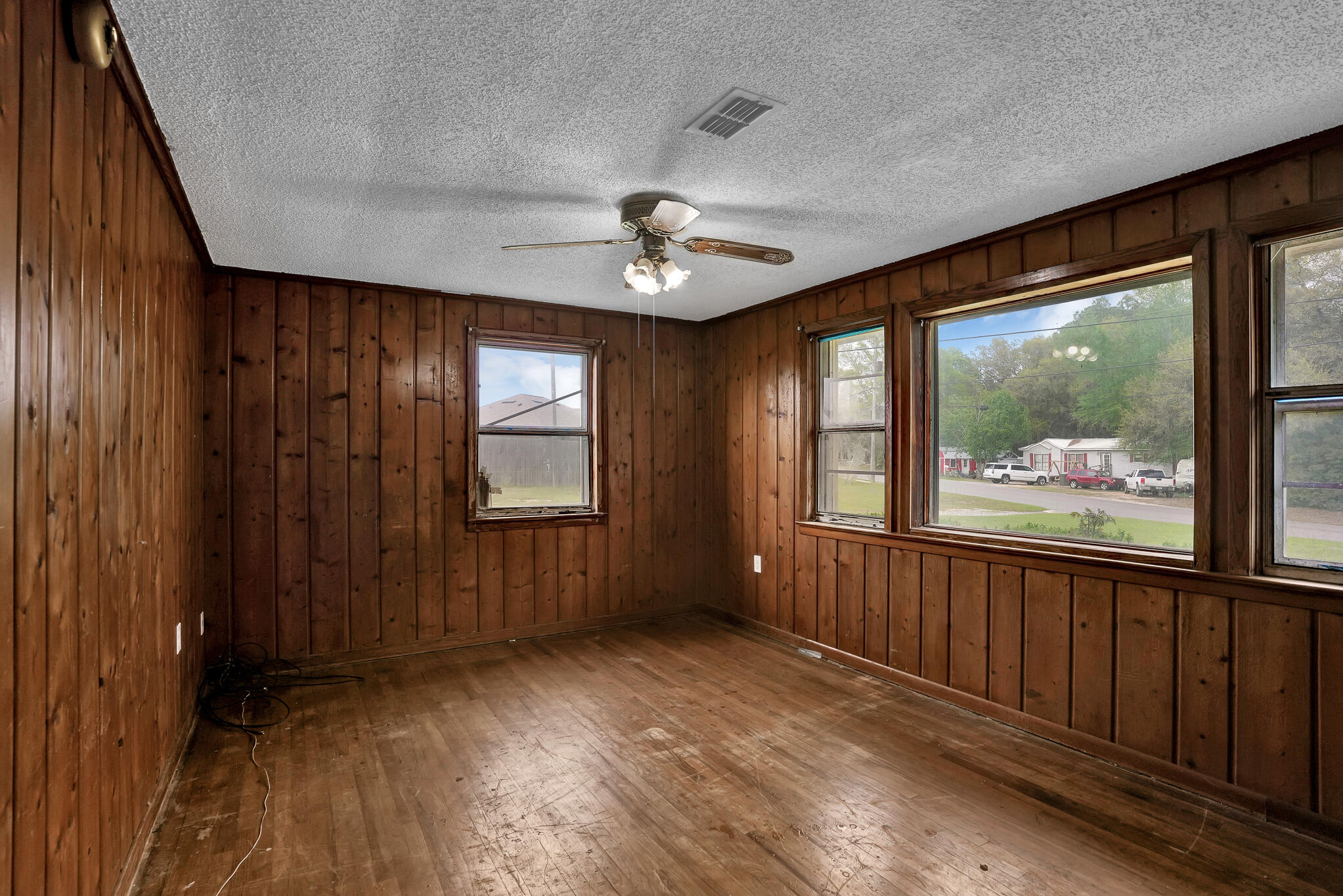 NO RECORDED SUBDIVISION - Residential