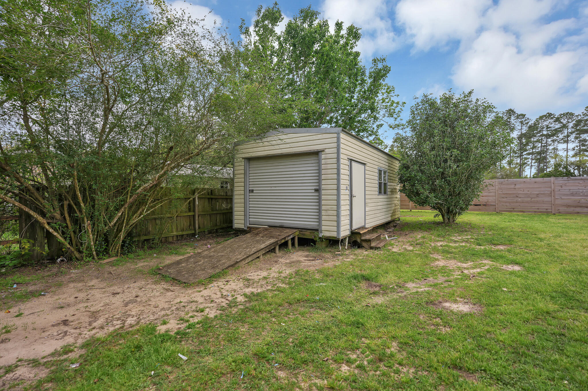 NO RECORDED SUBDIVISION - Residential