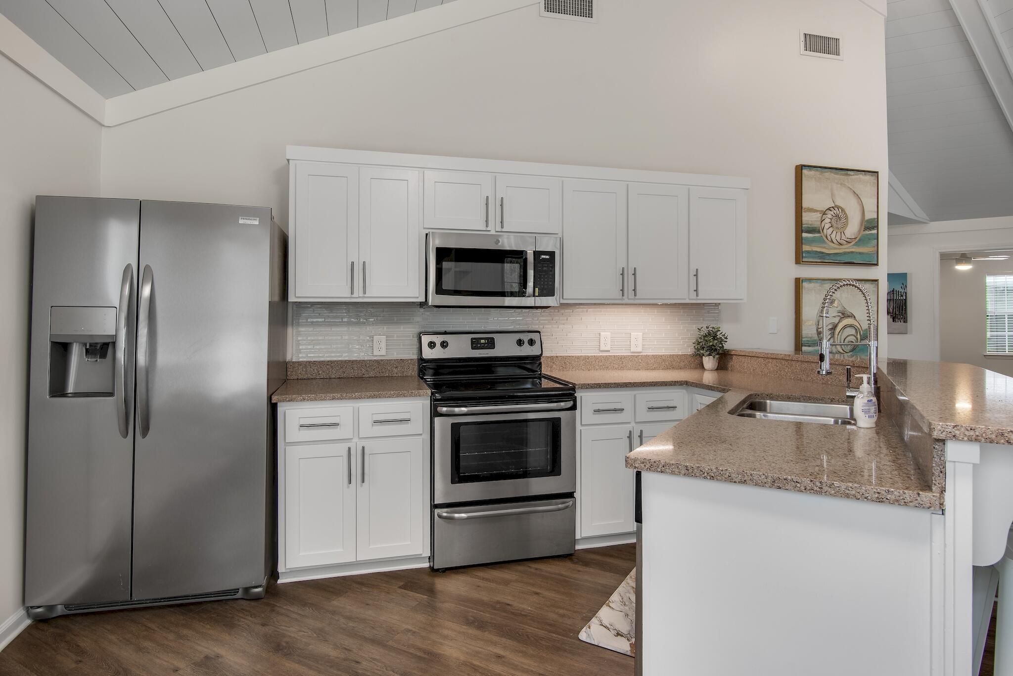 BEACH HIGHLAND 1ST ADD - Residential