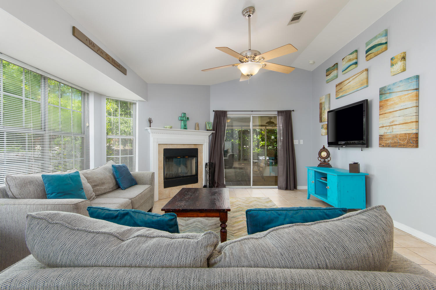 TURQUOISE BEACH 2ND ADDN - Residential